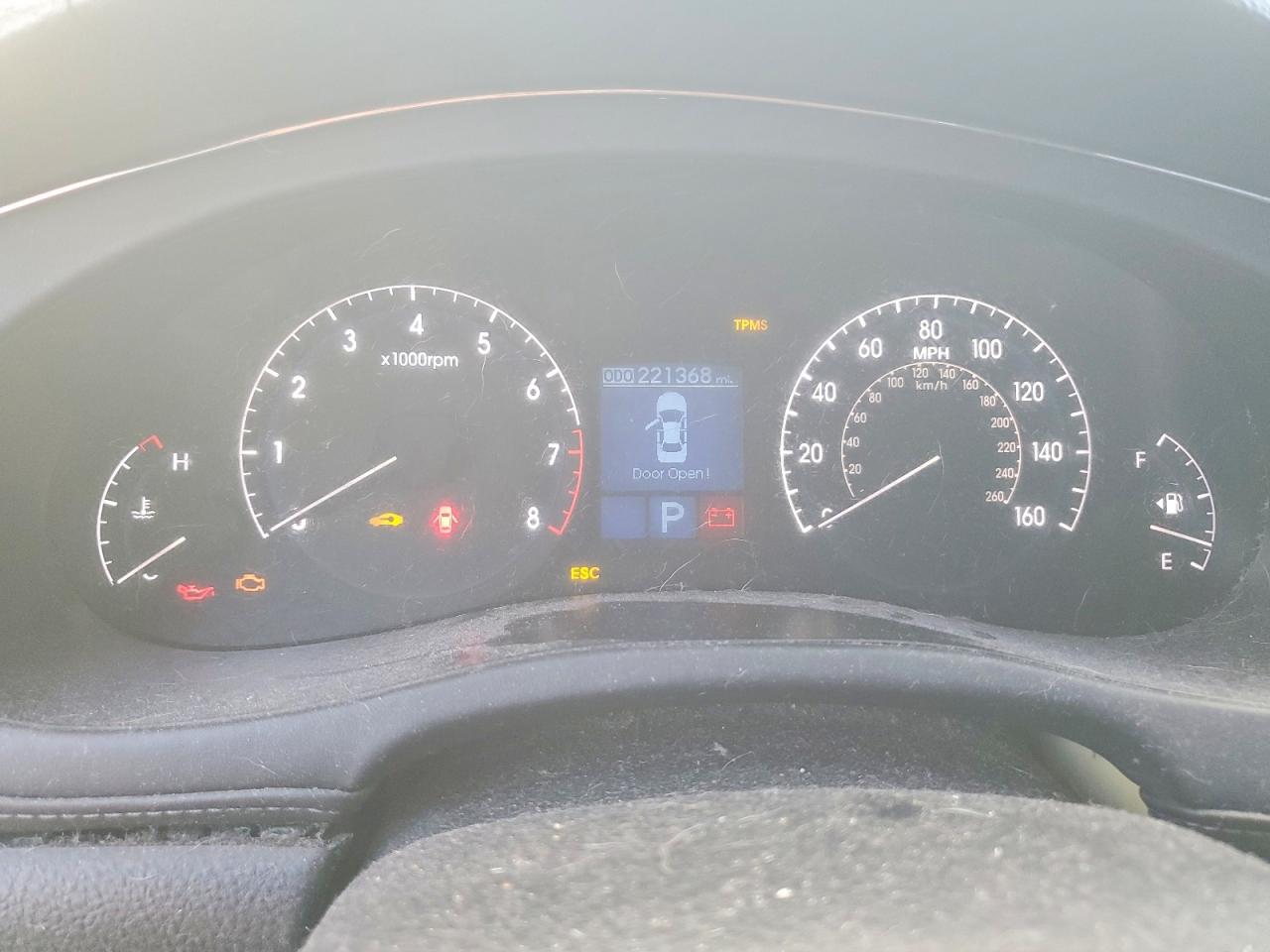 2009 Hyundai Genesis 4.6l Gray vin: KMHGC46F79U055006