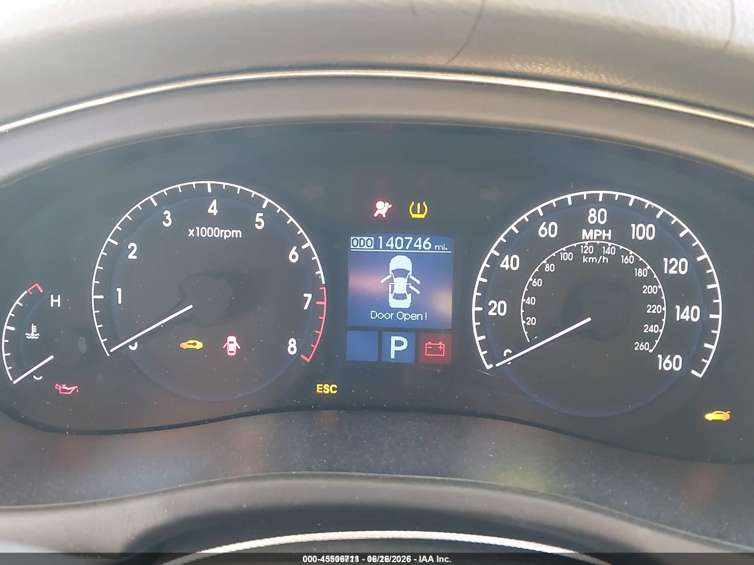 2009 Hyundai Genesis 4.6 Black vin: KMHGC46F89U064992