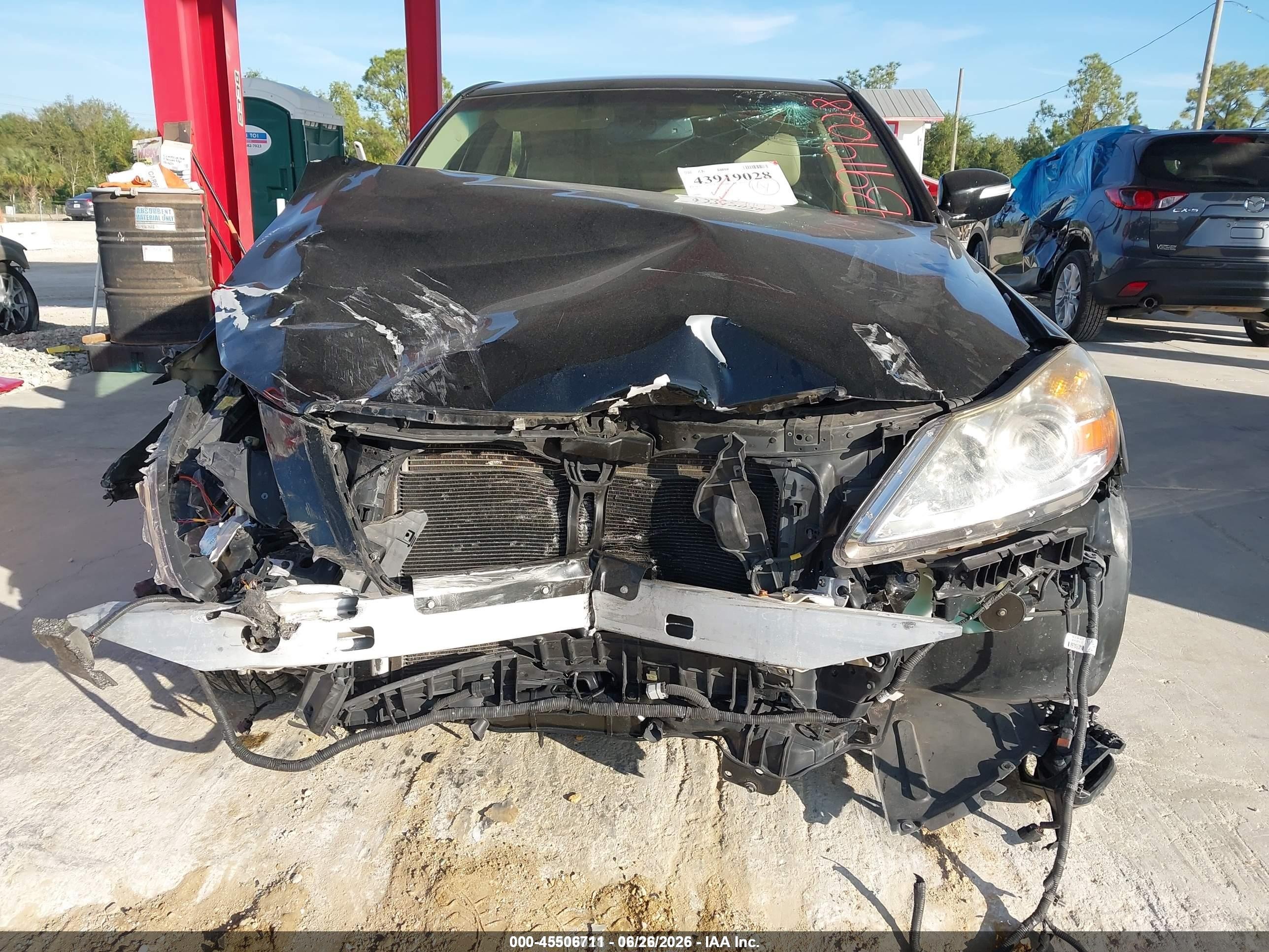 2009 Hyundai Genesis 4.6 Black vin: KMHGC46F89U064992