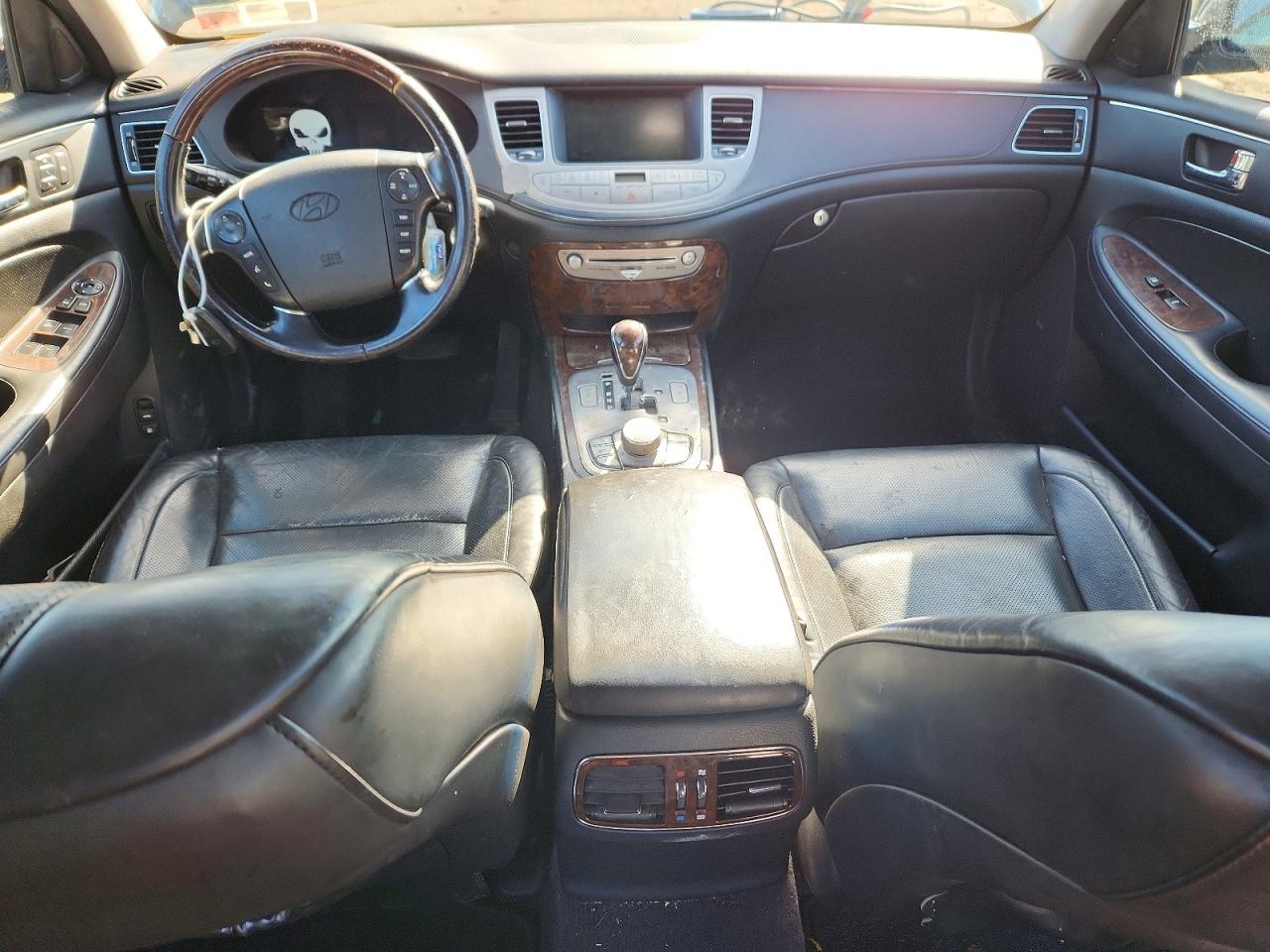 2009 Hyundai Genesis 4.6l Black vin: KMHGC46F99U068176