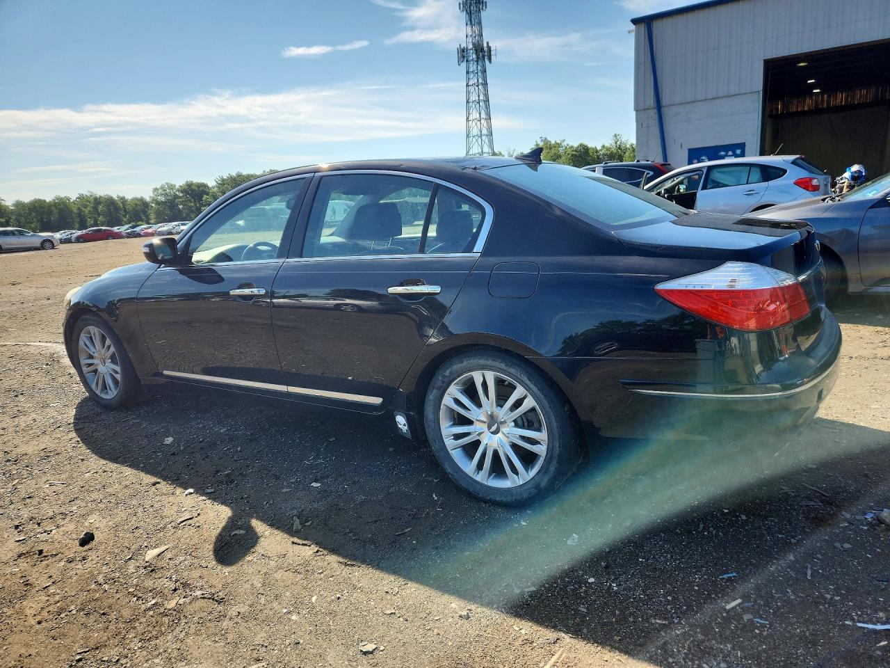 2009 Hyundai Genesis 4.6l Black vin: KMHGC46F99U068176