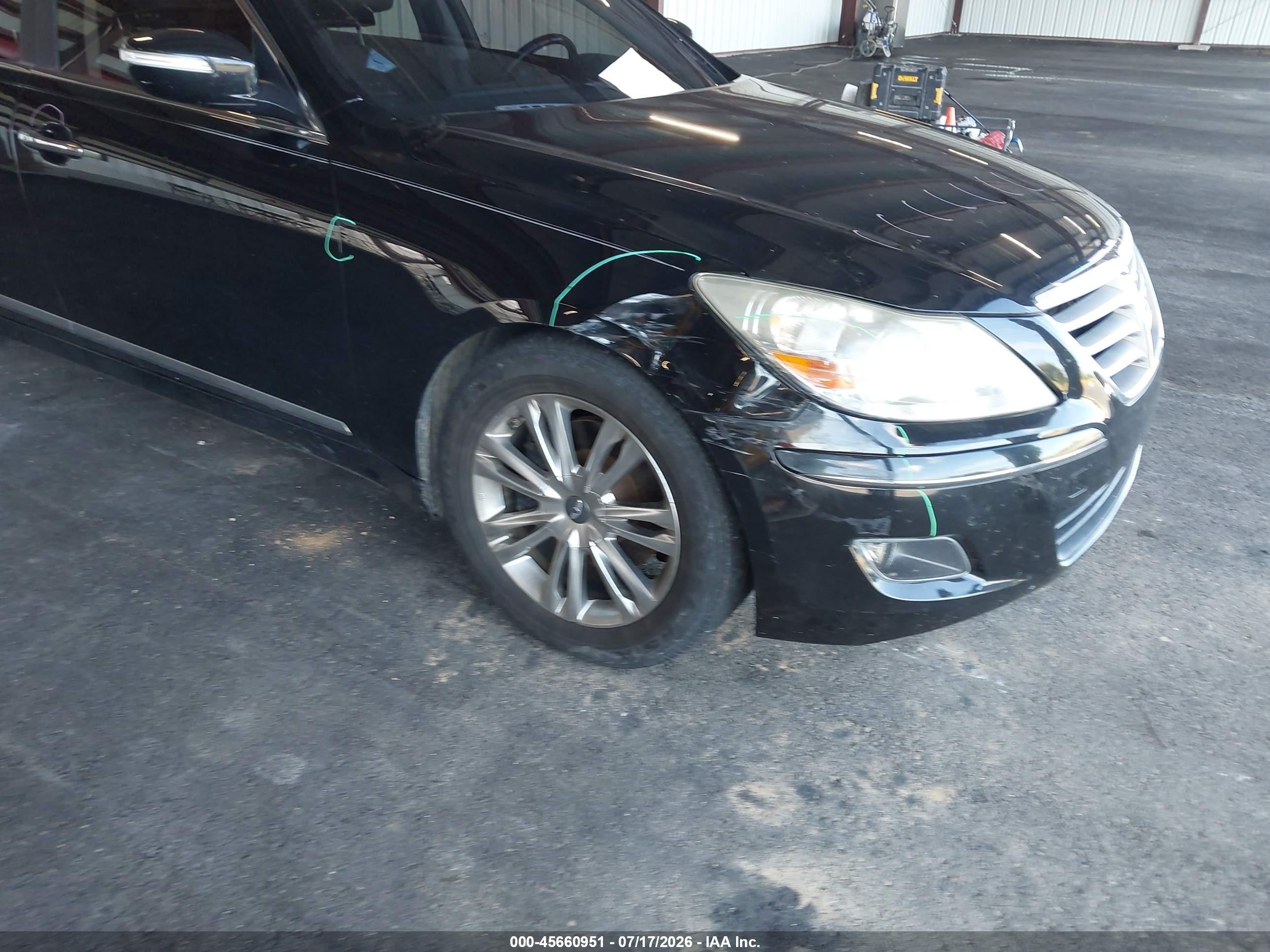 2009 Hyundai Genesis 4.6 Black vin: KMHGC46FX9U055131