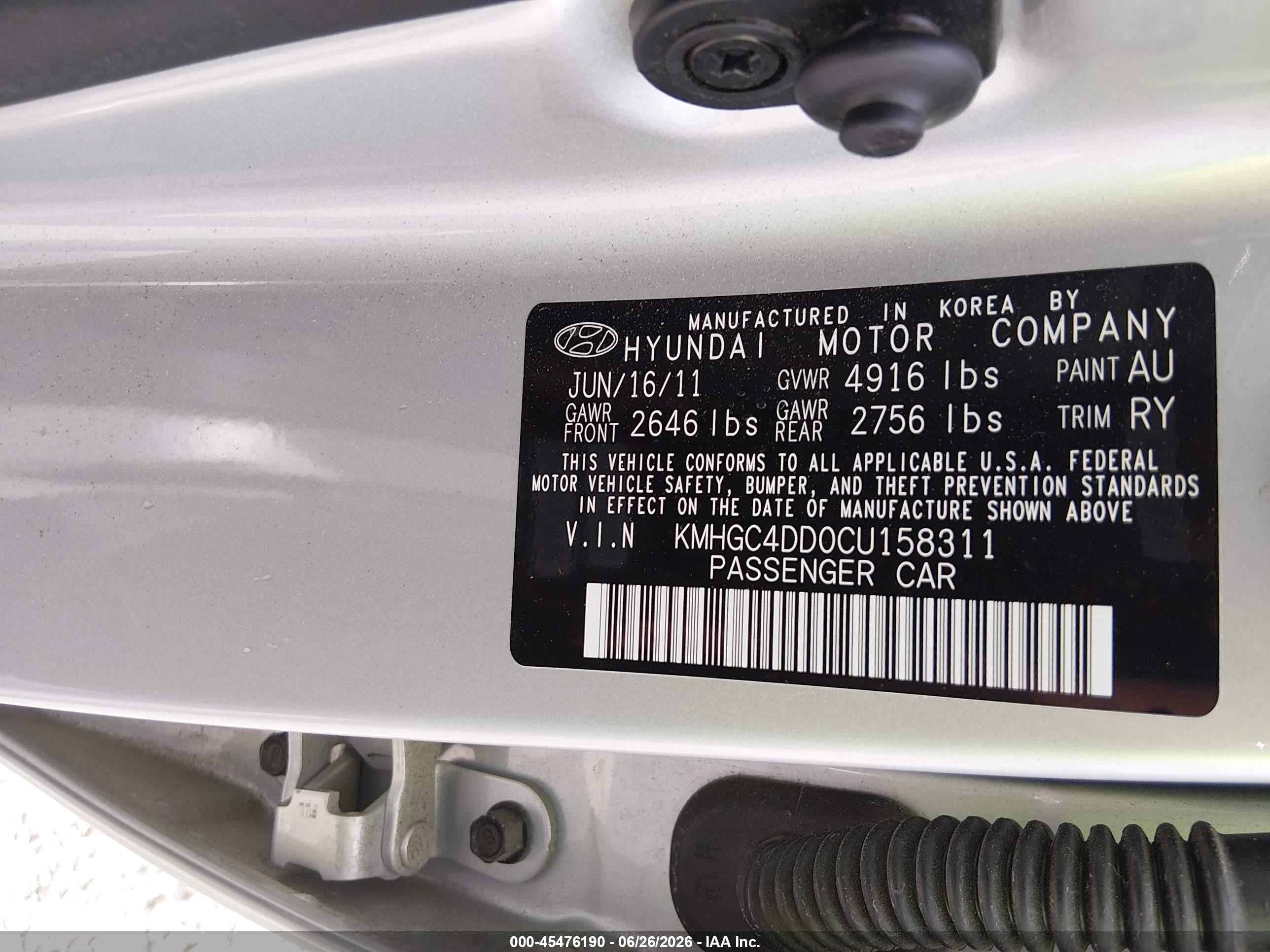 2012 Hyundai Genesis 3.8 Silver vin: KMHGC4DD0CU158311