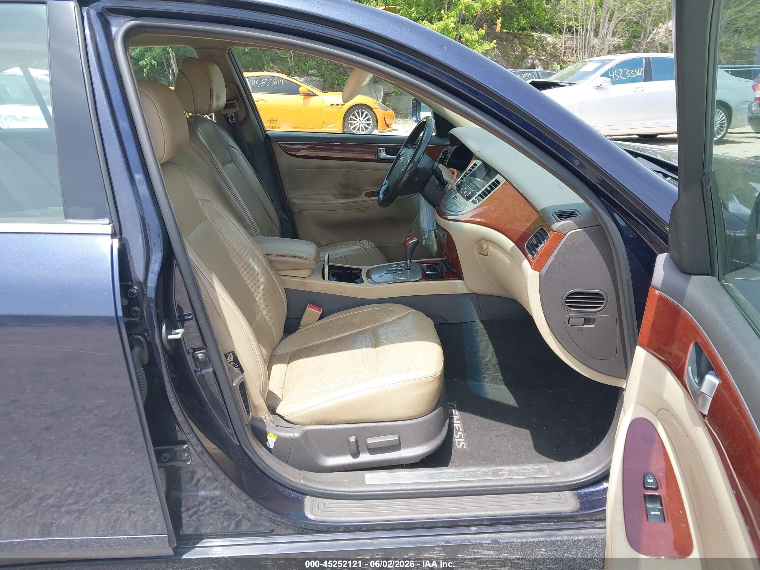 2012 Hyundai Genesis 3.8 Dark Blue vin: KMHGC4DD0CU162987
