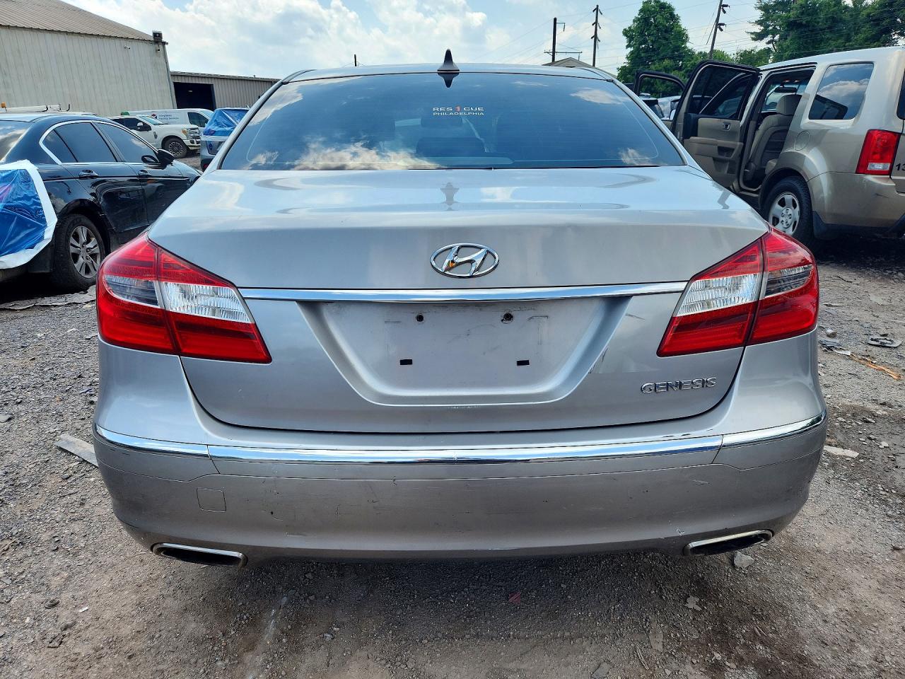 2012 Hyundai Genesis 3.8l Gray vin: KMHGC4DD0CU176534