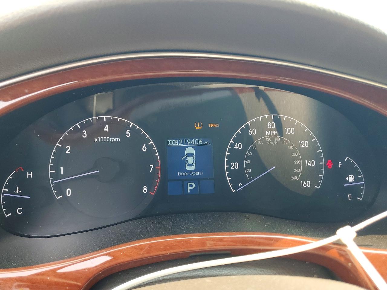 2012 Hyundai Genesis 3.8l Gray vin: KMHGC4DD0CU177859