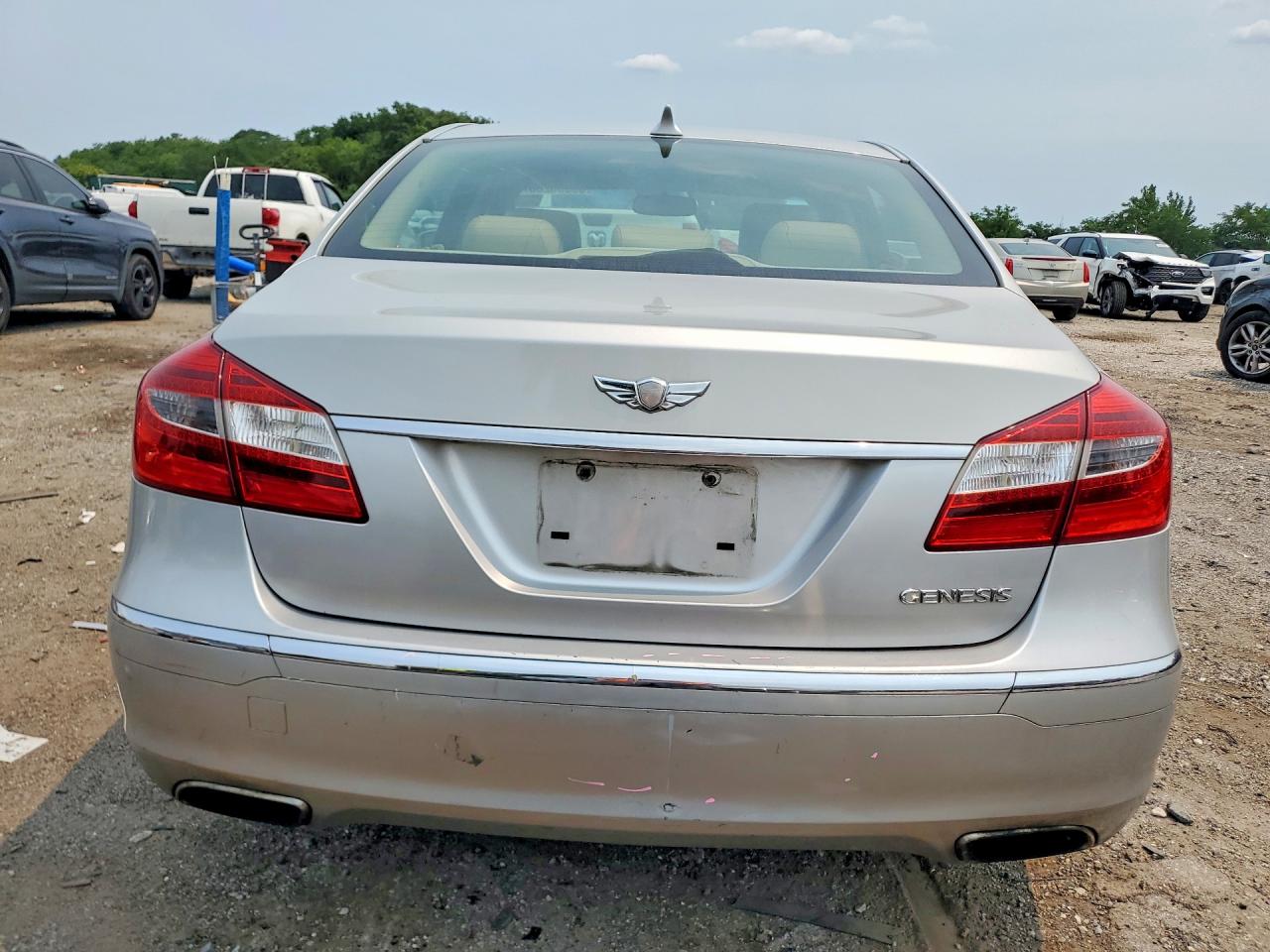 2012 Hyundai Genesis 3.8l Gray vin: KMHGC4DD0CU177859