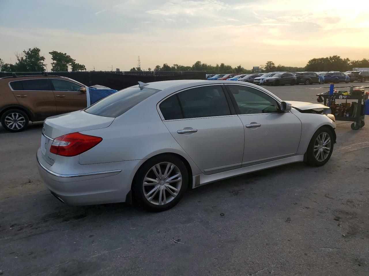 2012 Hyundai Genesis 3.8l Silver vin: KMHGC4DD0CU189946