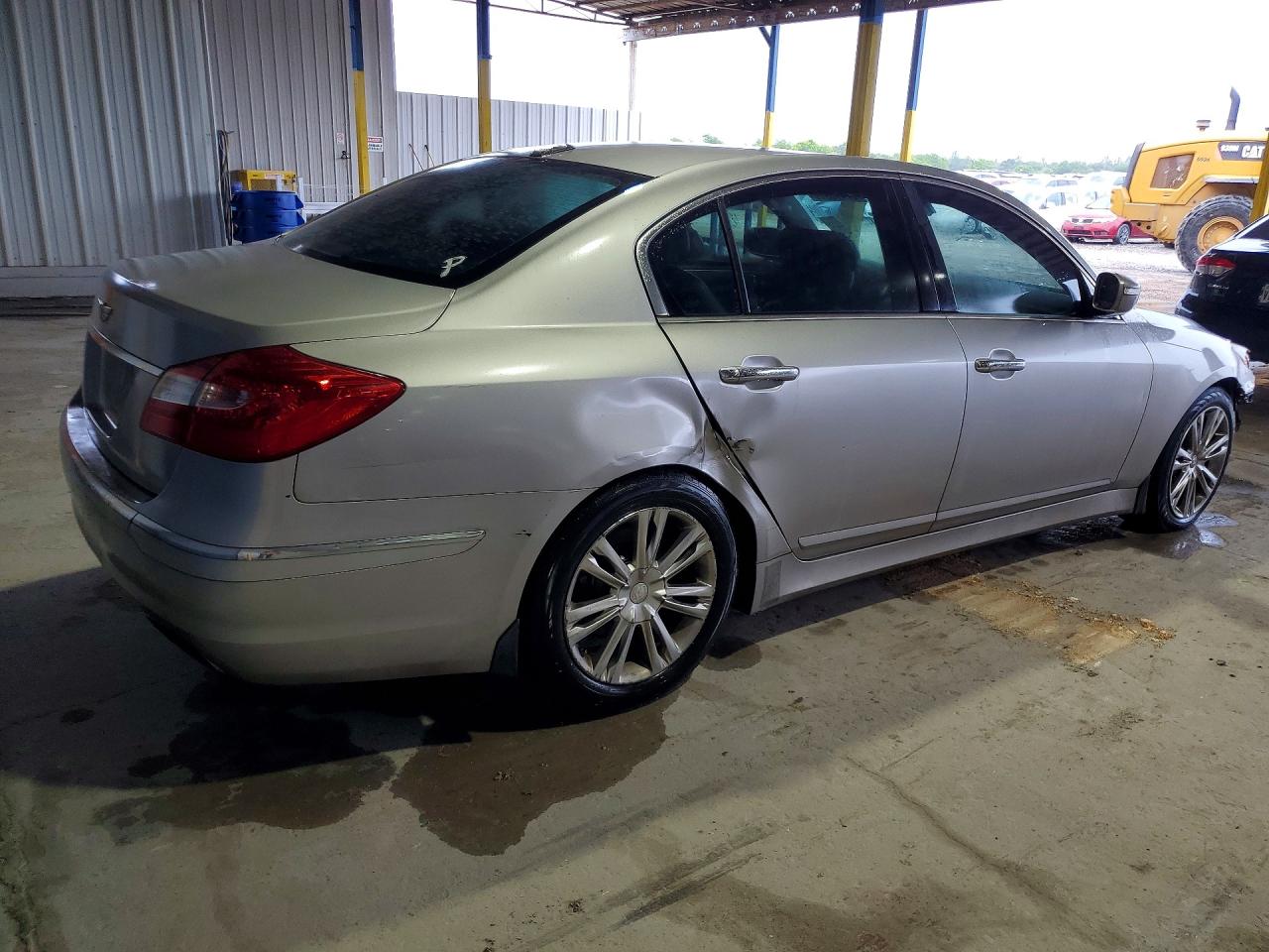 2012 Hyundai Genesis 3.8l Silver vin: KMHGC4DD0CU200864