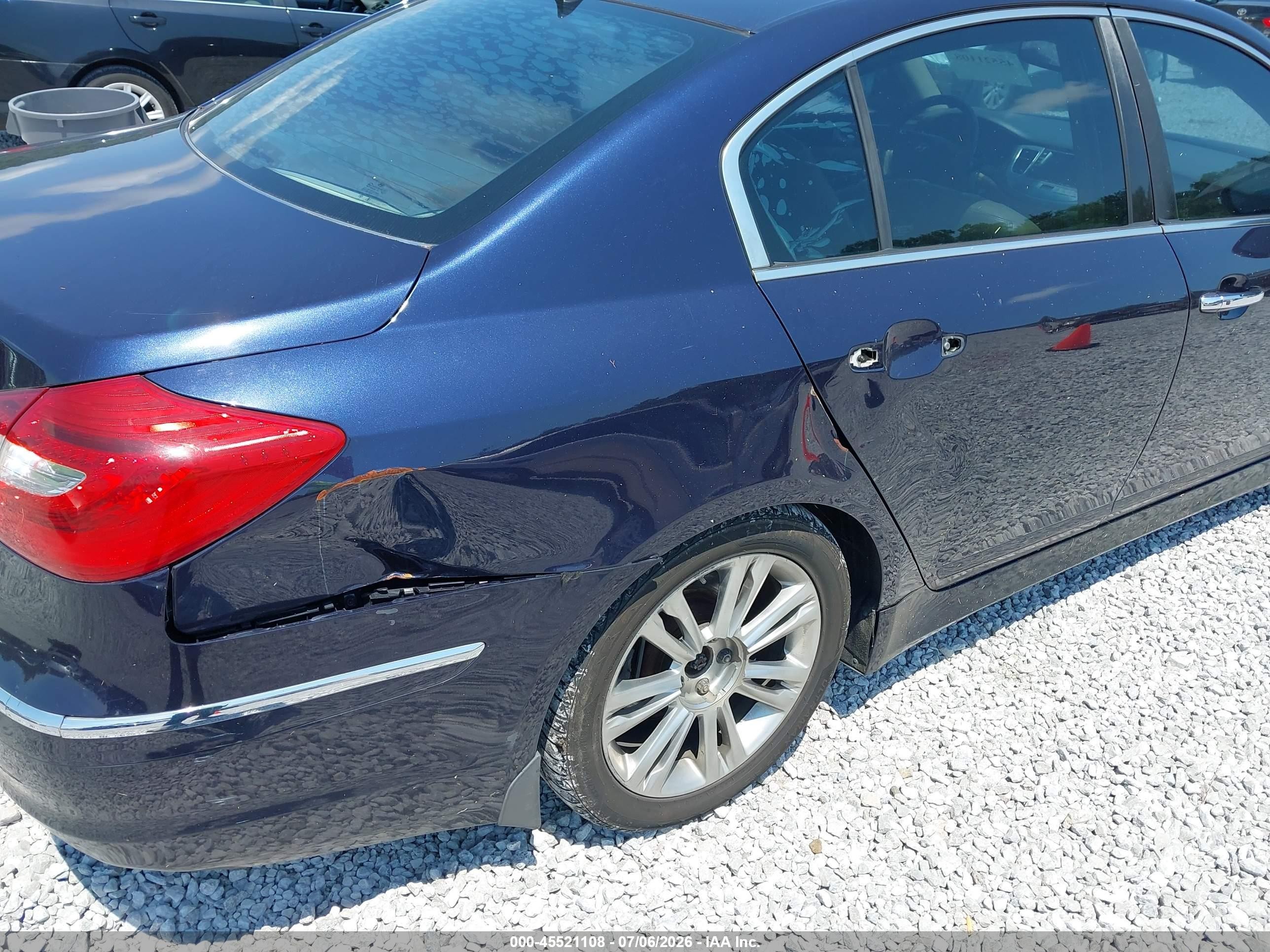 2013 Hyundai Genesis 3.8 Синий vin: KMHGC4DD0DU223062