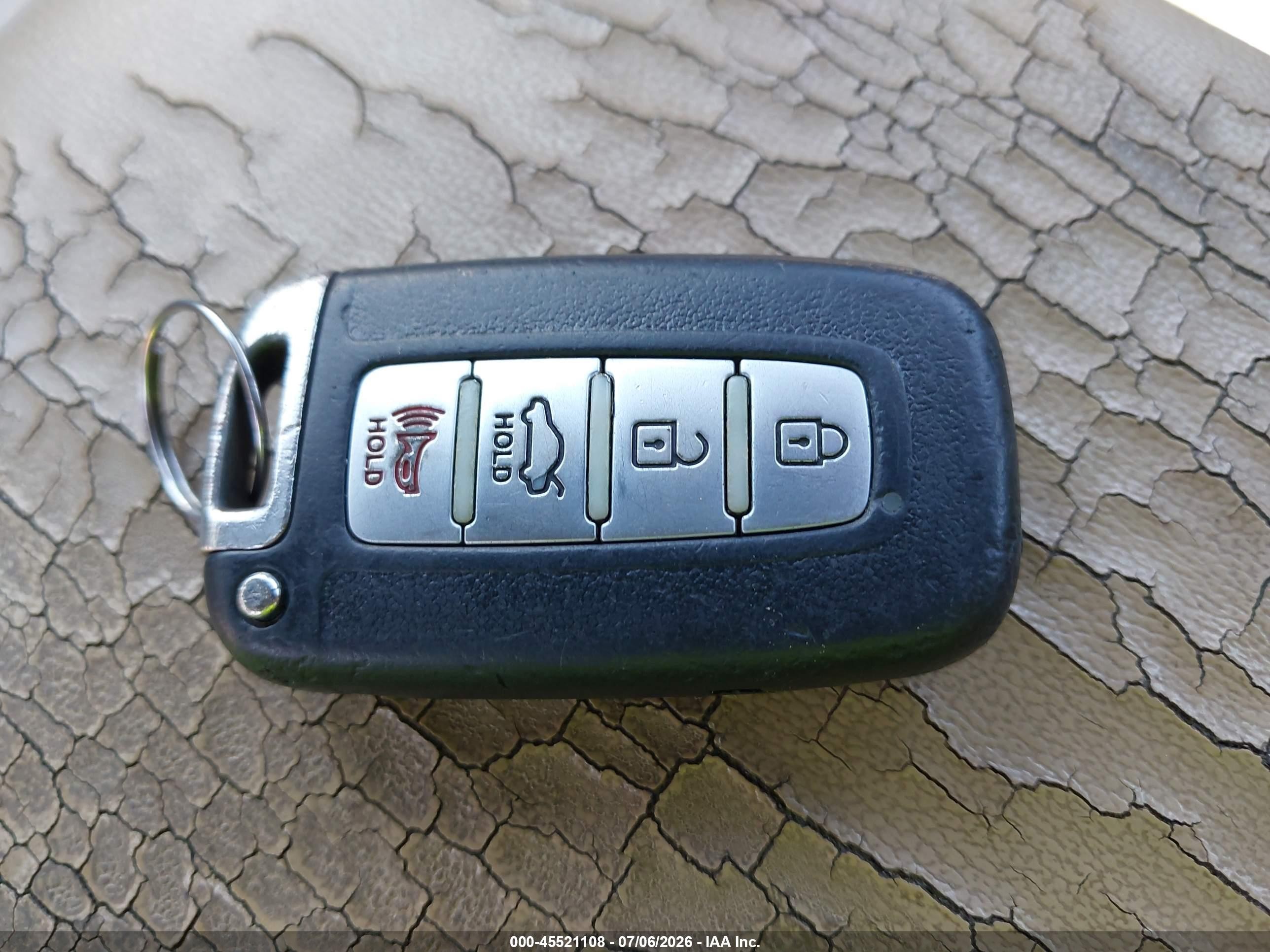 2013 Hyundai Genesis 3.8 Синий vin: KMHGC4DD0DU223062