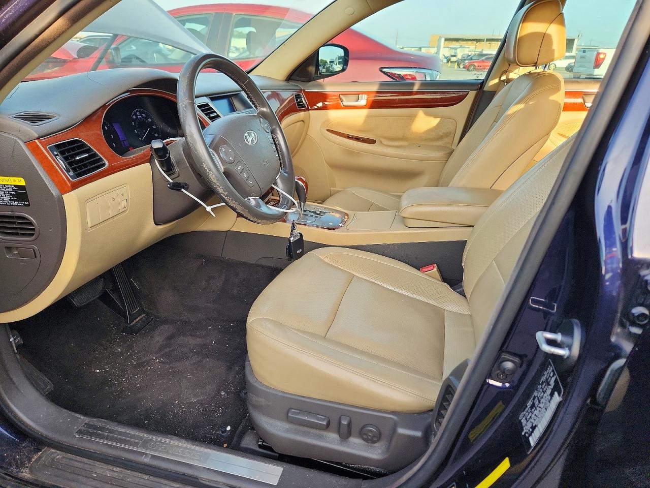 2013 Hyundai Genesis 3.8l Blue vin: KMHGC4DD0DU223370