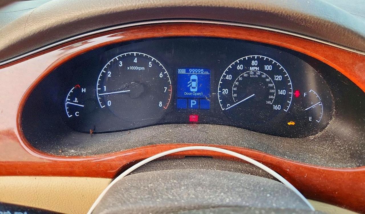 2013 Hyundai Genesis 3.8l Blue vin: KMHGC4DD0DU223370