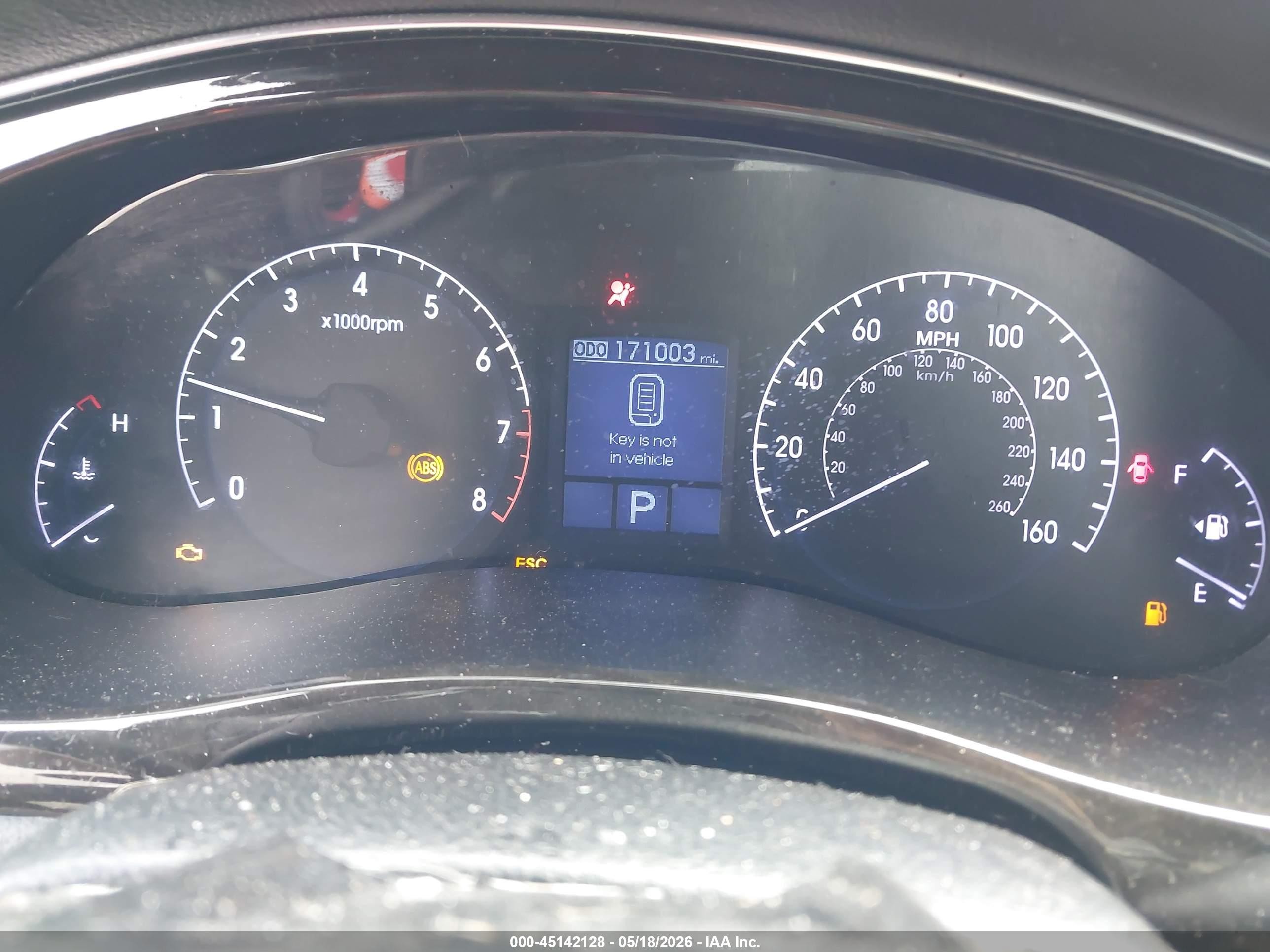 2013 Hyundai Genesis 3.8 Black vin: KMHGC4DD0DU228407