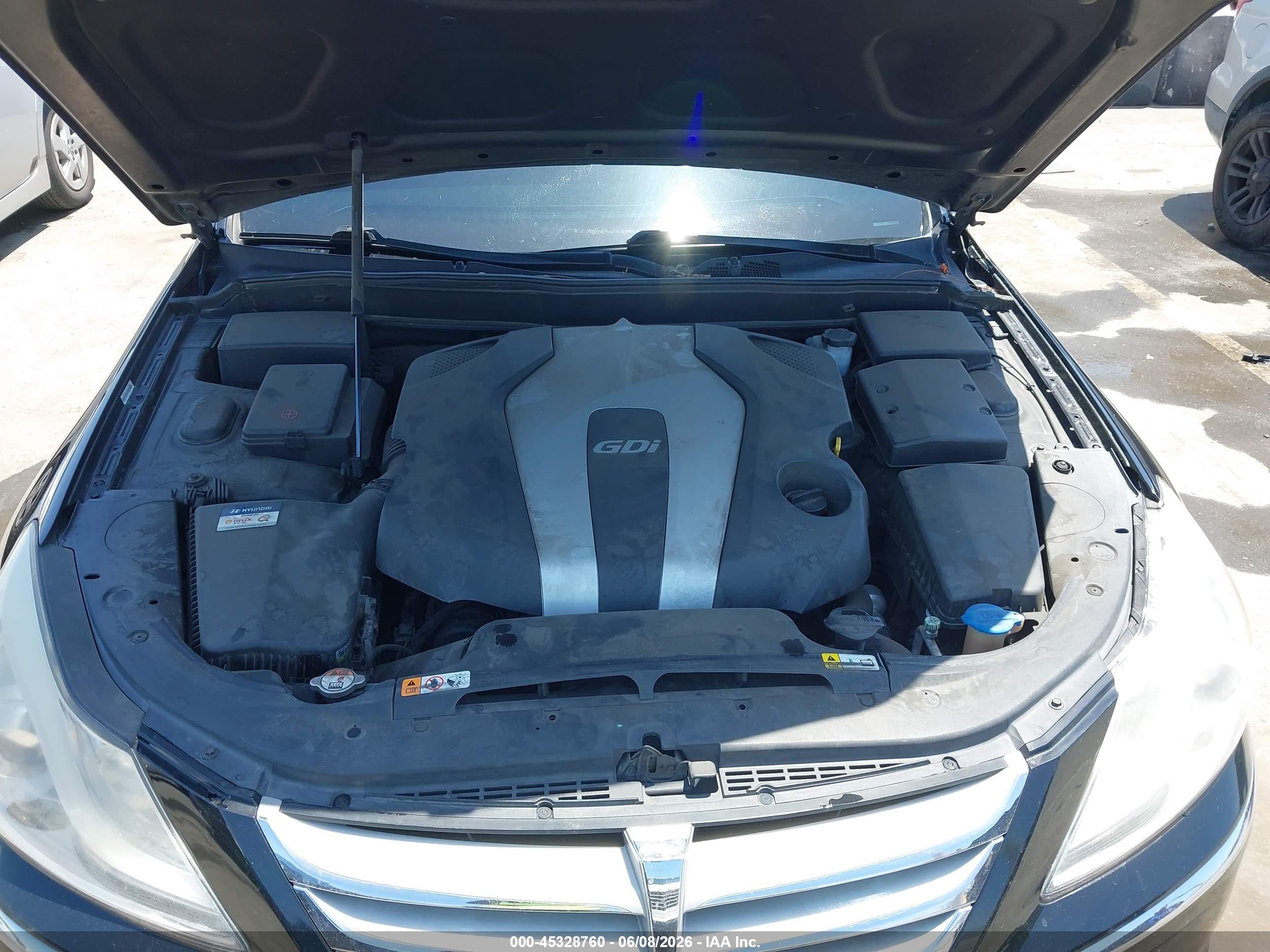 2013 Hyundai Genesis 3.8 Black vin: KMHGC4DD0DU233090