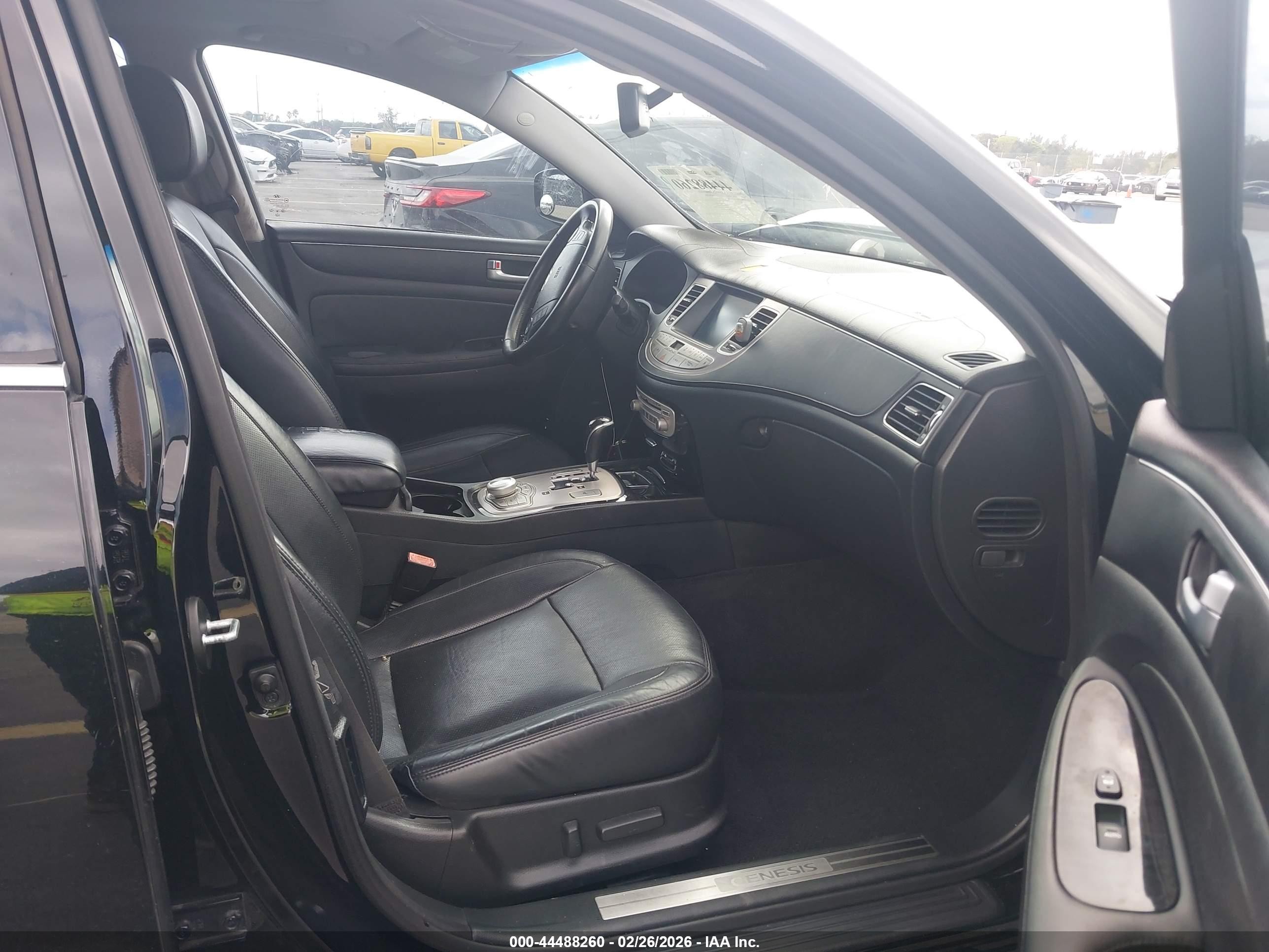 2013 Hyundai Genesis 3.8 Black vin: KMHGC4DD0DU241495