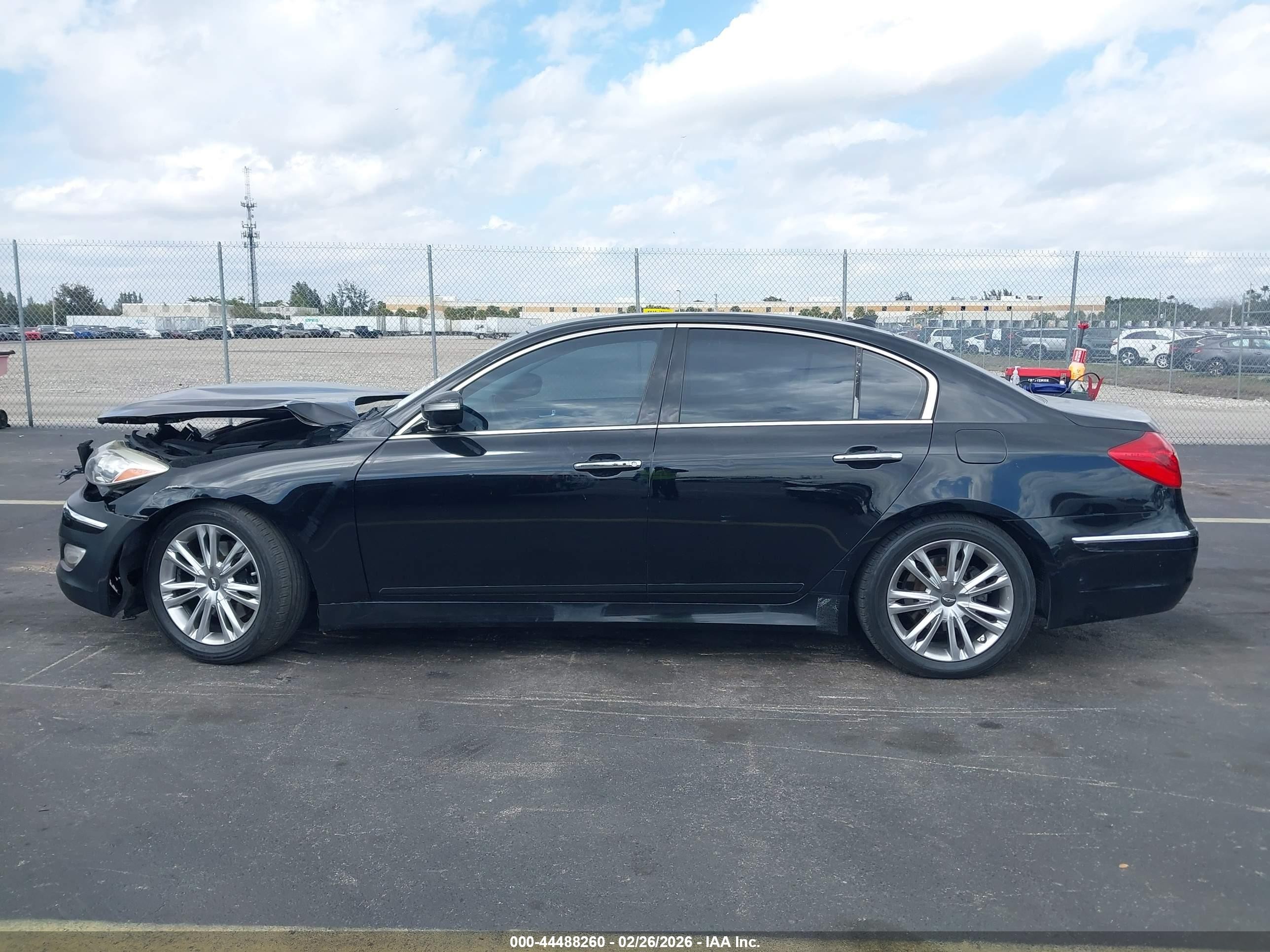 2013 Hyundai Genesis 3.8 Black vin: KMHGC4DD0DU241495