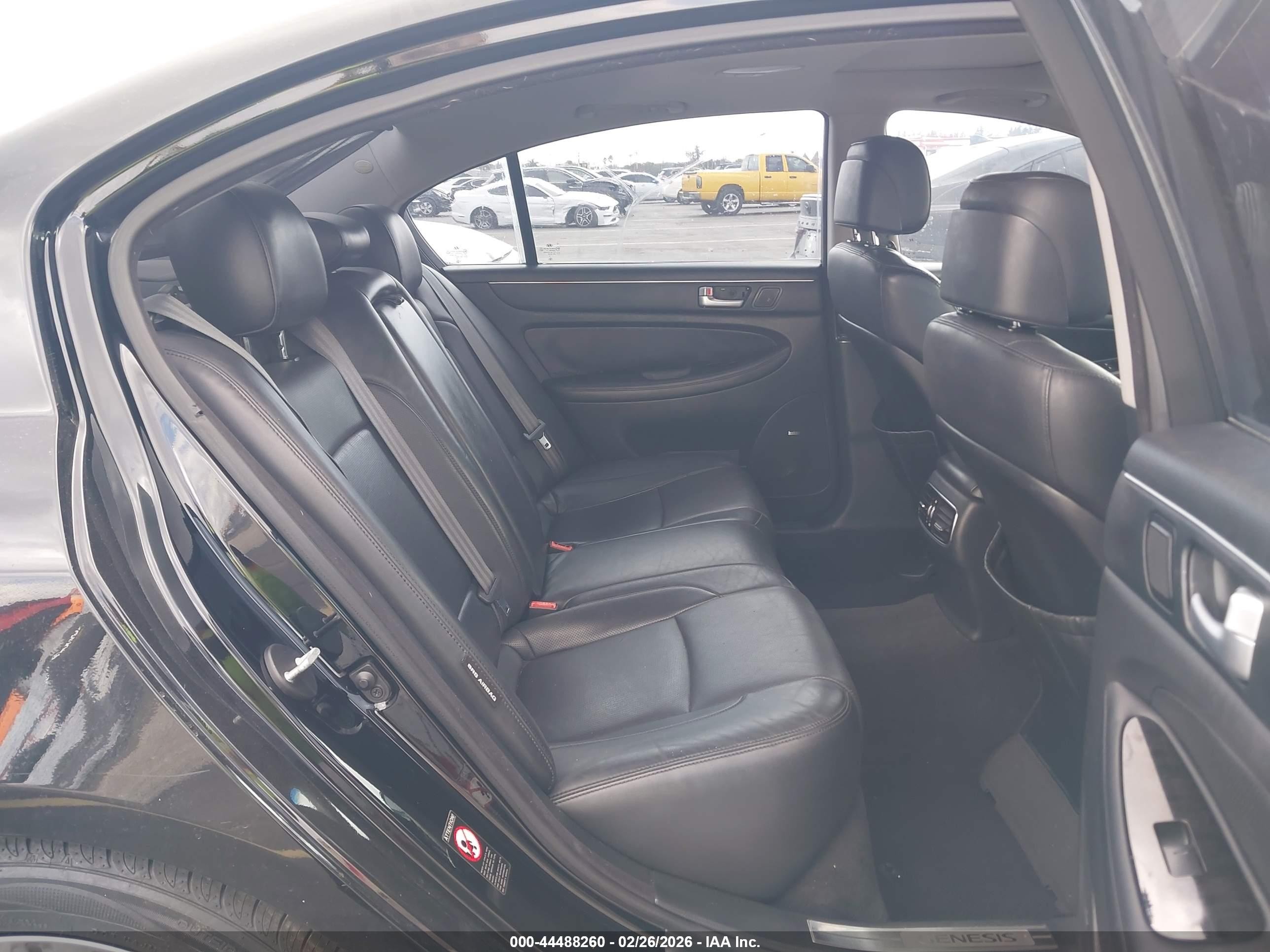 2013 Hyundai Genesis 3.8 Black vin: KMHGC4DD0DU241495