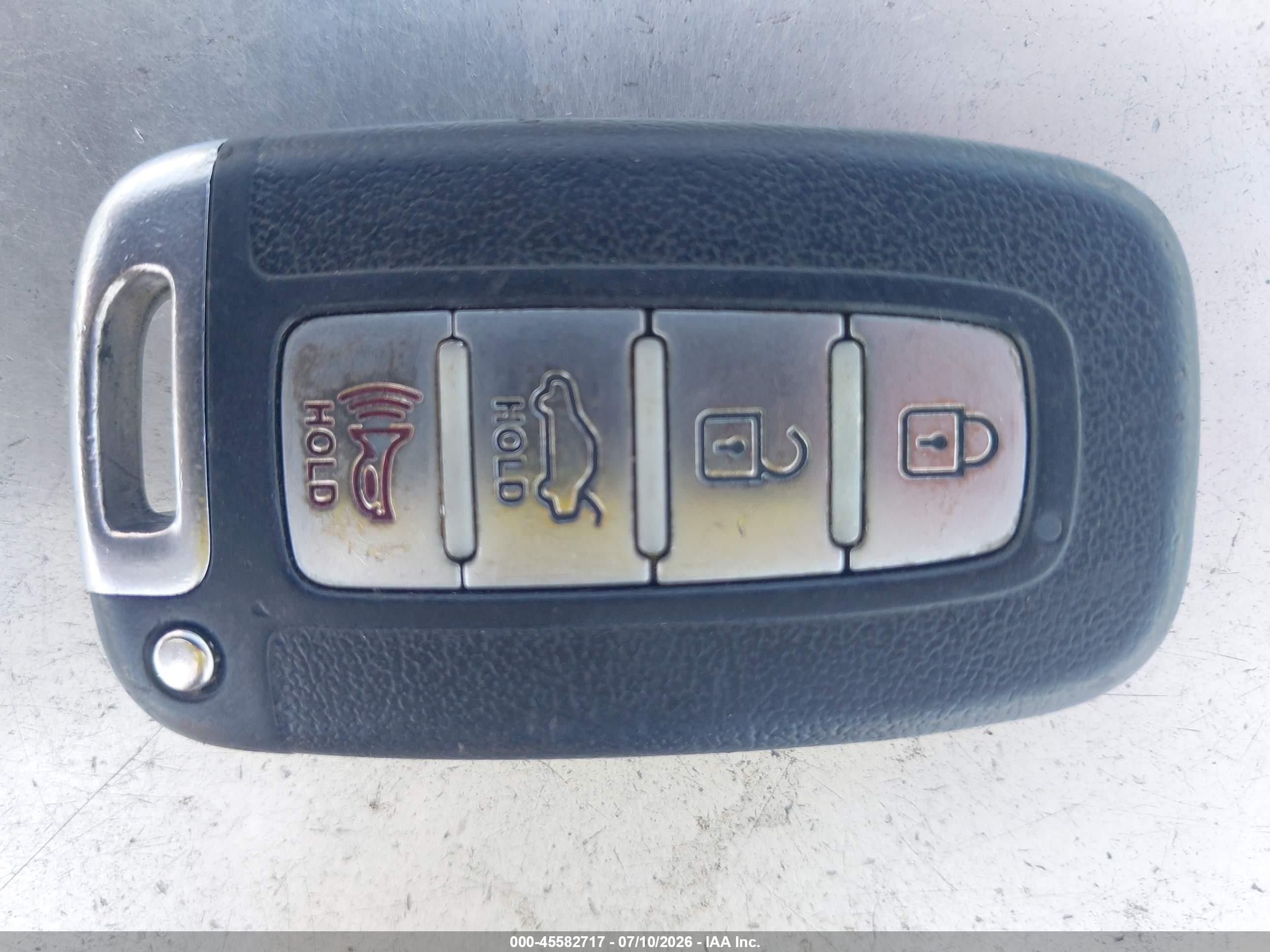 2013 Hyundai Genesis 3.8 Silver vin: KMHGC4DD0DU247443