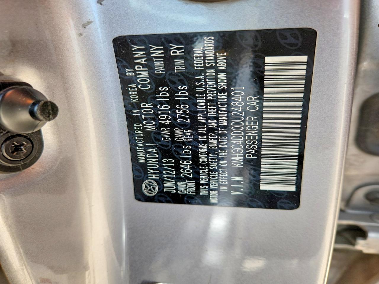 2013 Hyundai Genesis 3.8l Silver vin: KMHGC4DD0DU248401