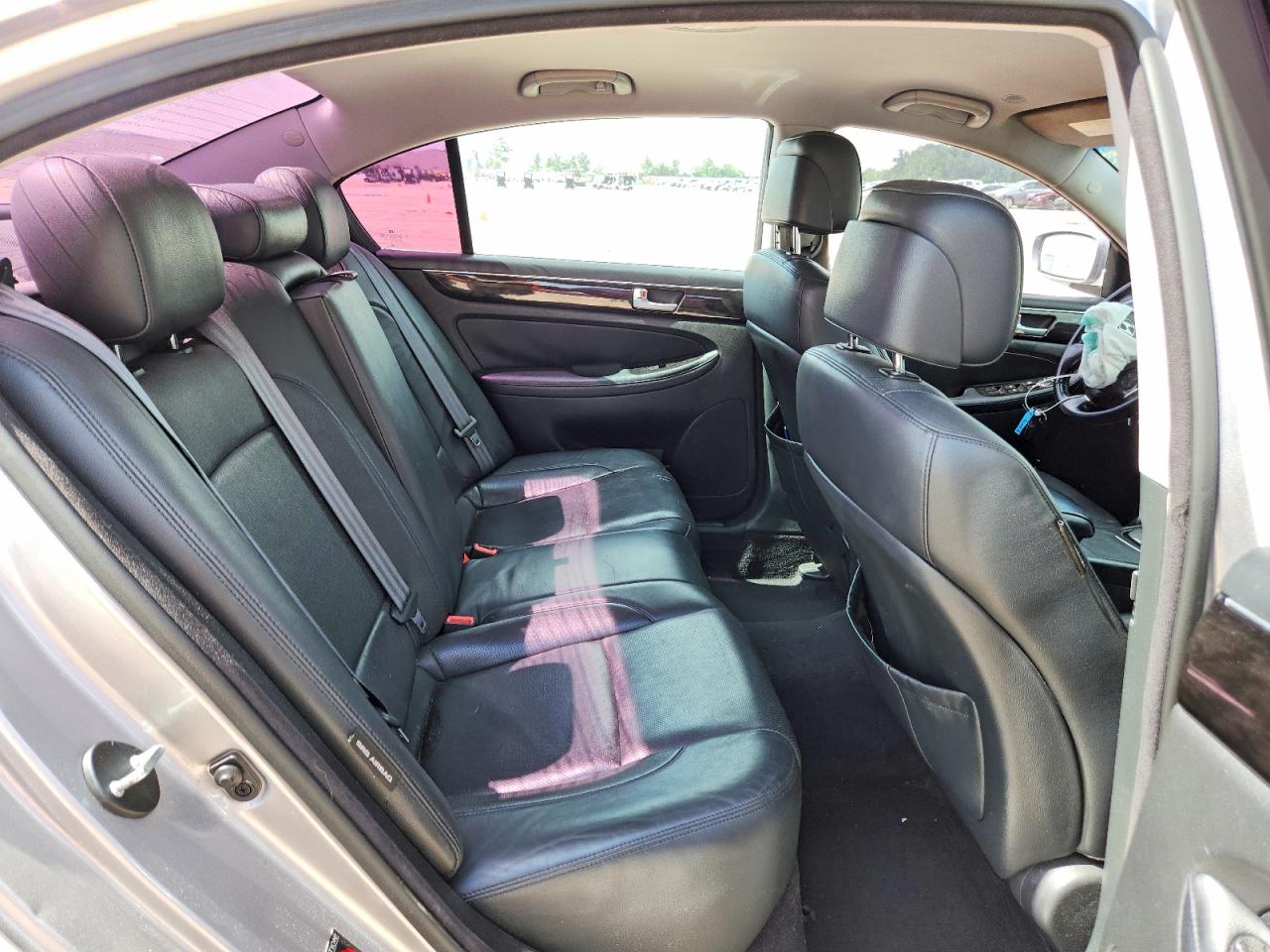 2013 Hyundai Genesis 3.8l Silver vin: KMHGC4DD0DU248401
