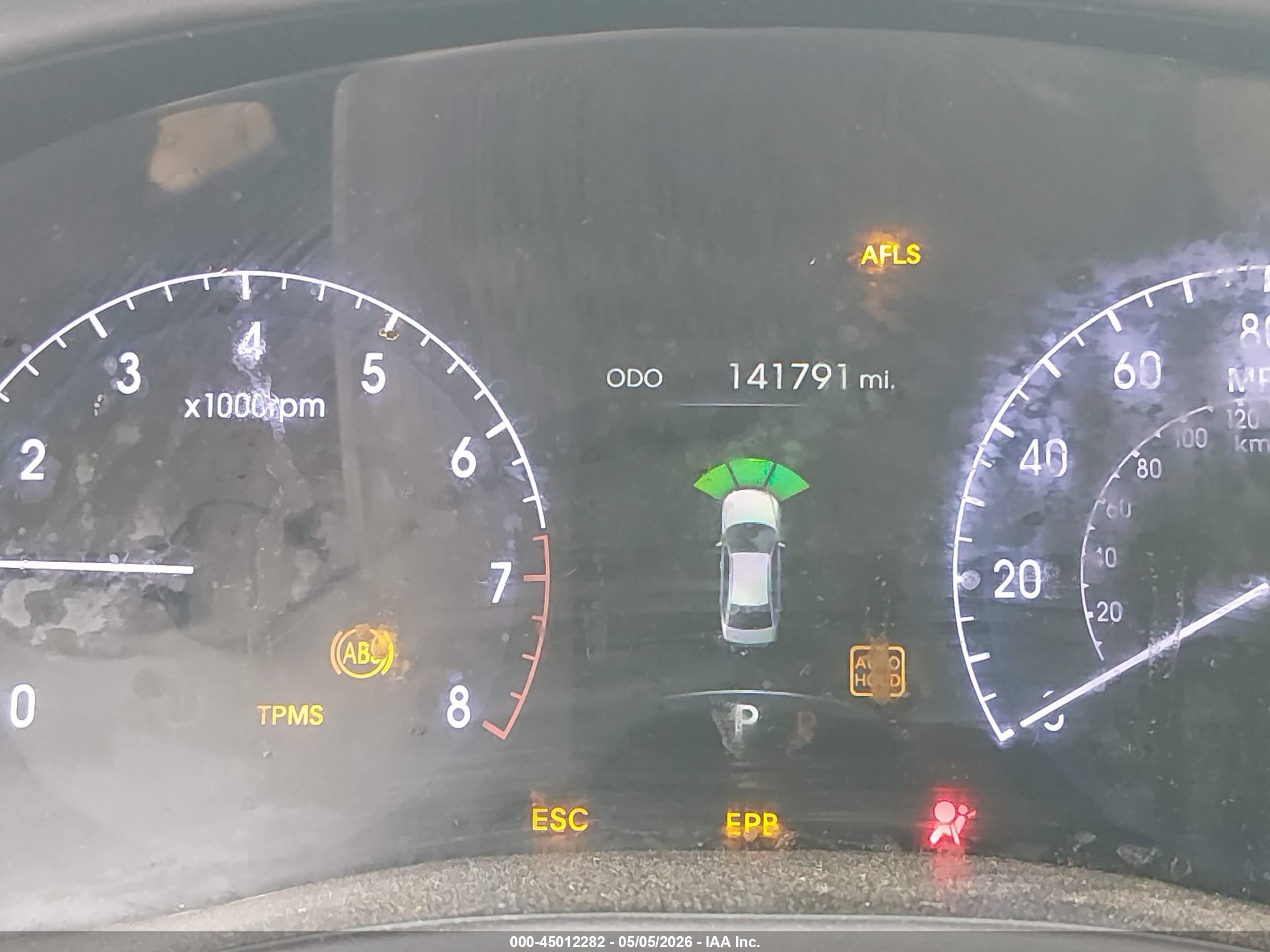 2013 Hyundai Genesis 3.8 White vin: KMHGC4DD0DU249306