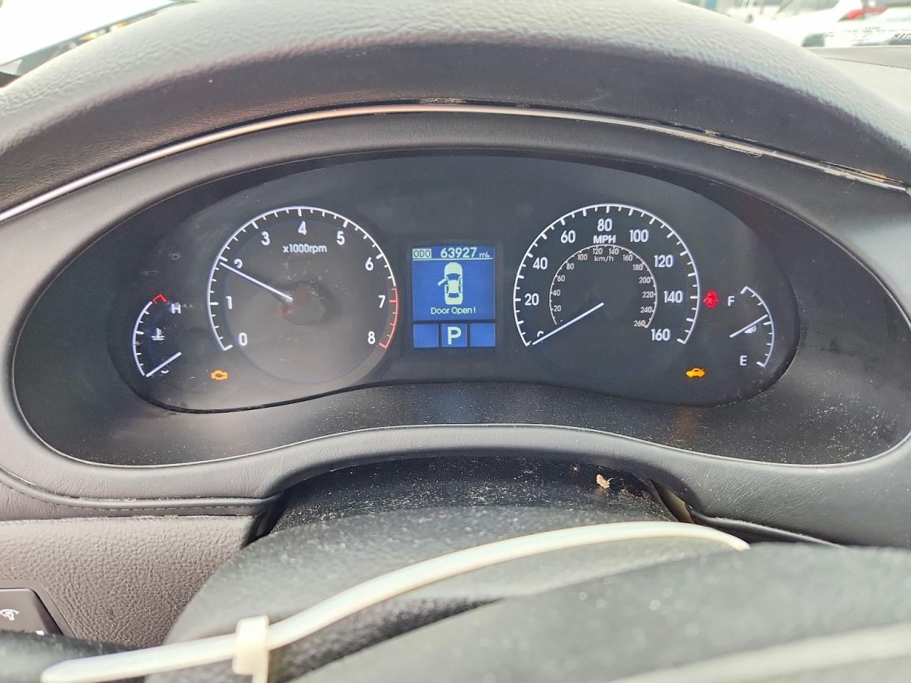 2012 Hyundai Genesis 3.8l Серебряный vin: KMHGC4DD1CU158253