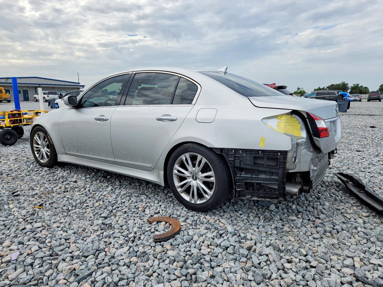 2012 Hyundai Genesis 3.8l Серебряный vin: KMHGC4DD1CU158253