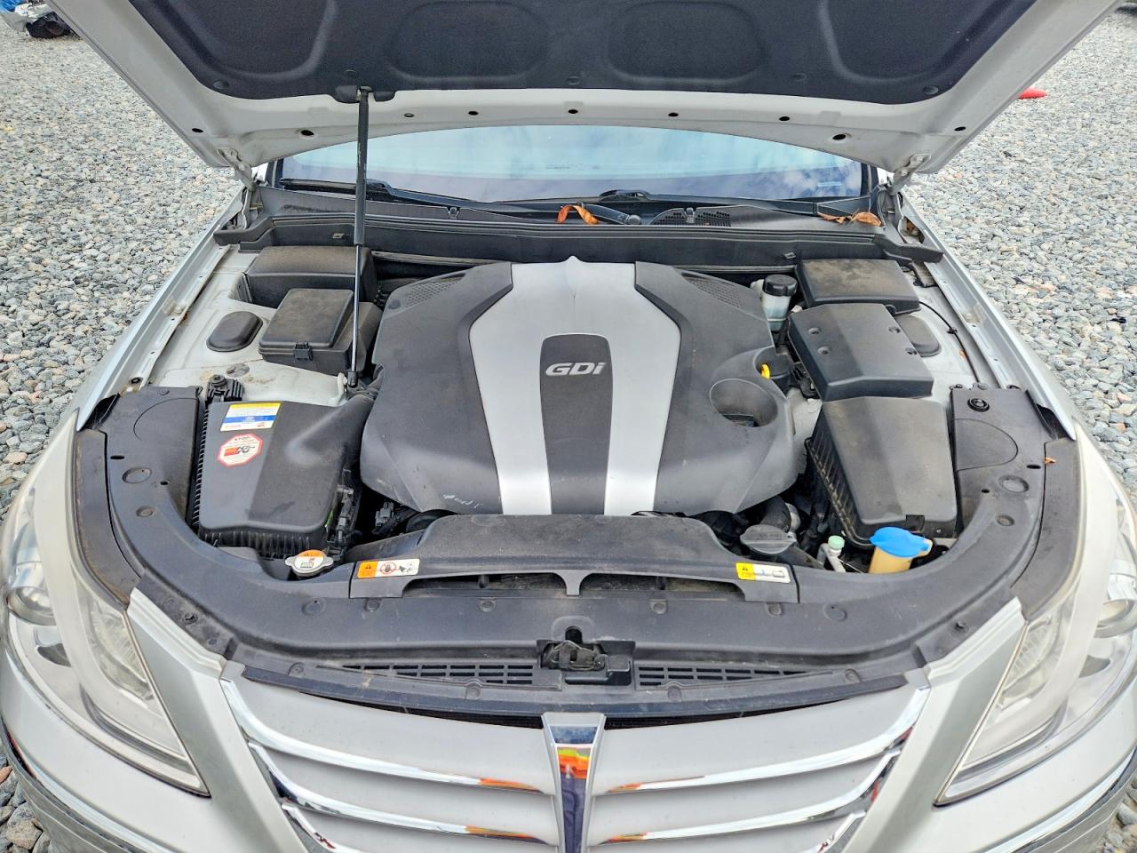 2012 Hyundai Genesis 3.8l Серебряный vin: KMHGC4DD1CU158253