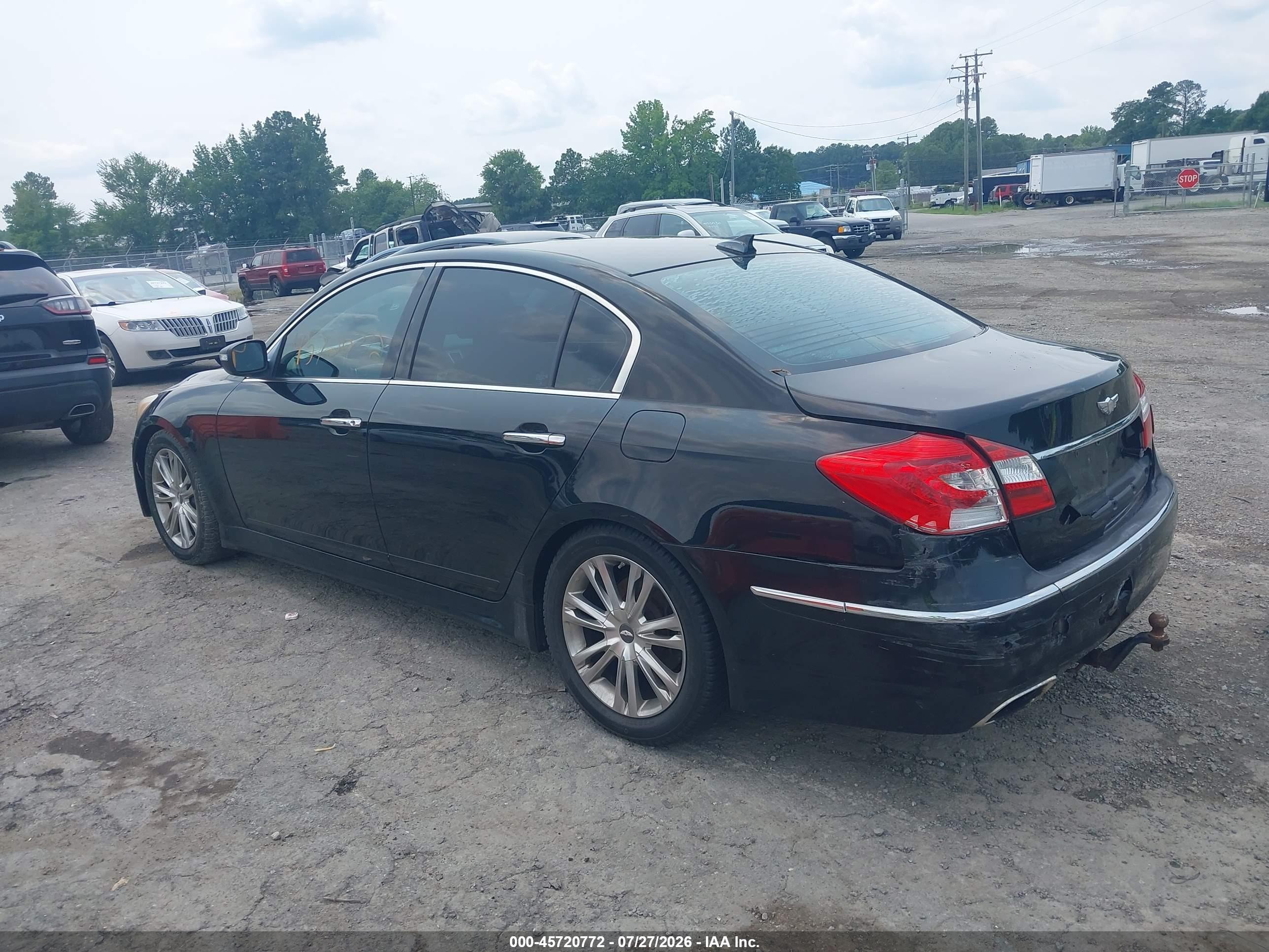 2012 Hyundai Genesis 3.8 Black vin: KMHGC4DD1CU194427