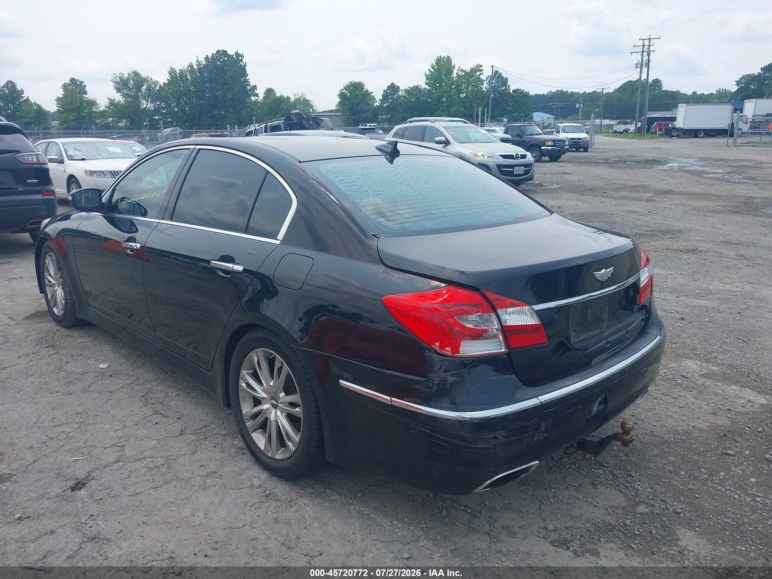 2012 Hyundai Genesis 3.8 Black vin: KMHGC4DD1CU194427