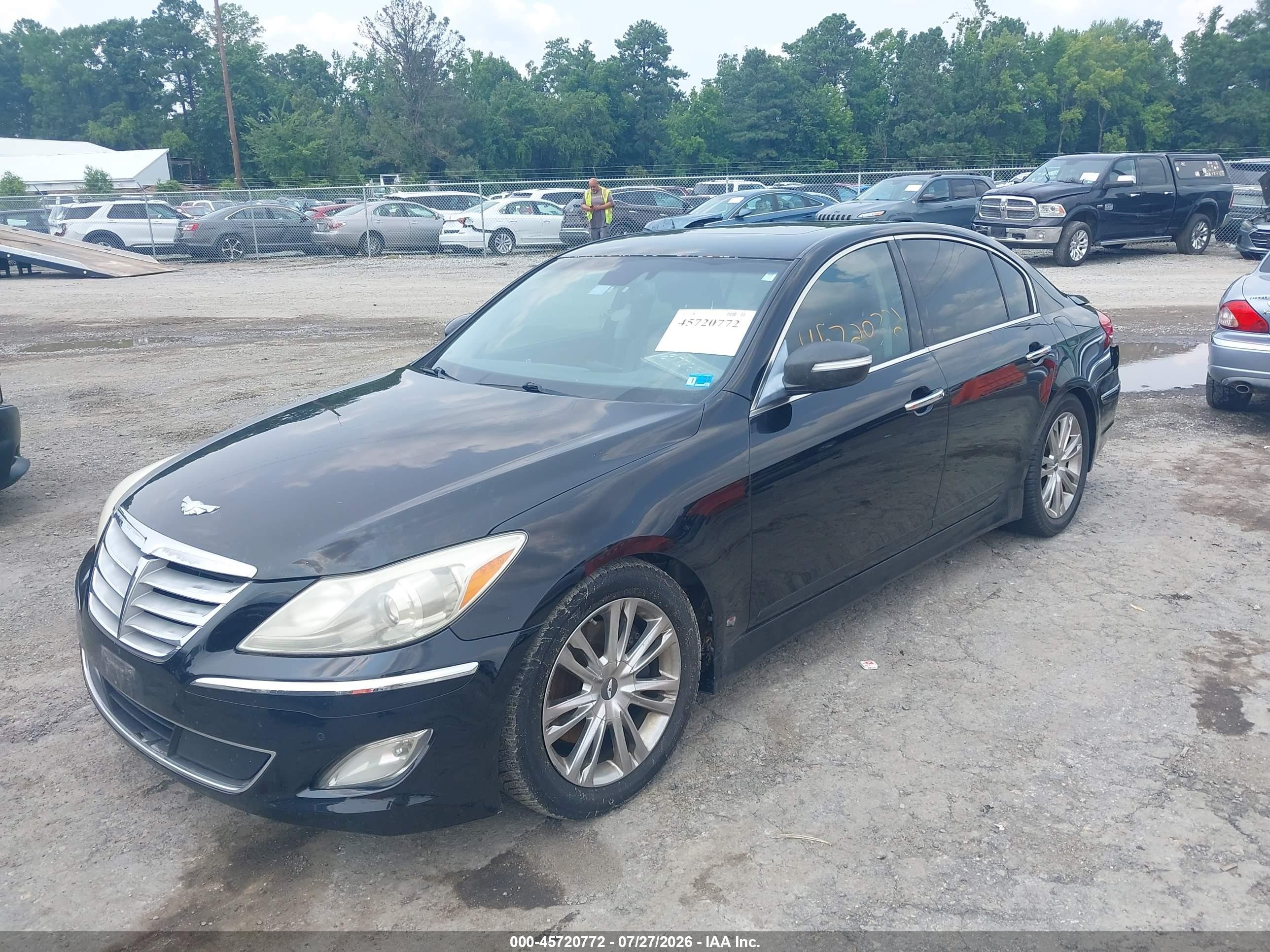 2012 Hyundai Genesis 3.8 Black vin: KMHGC4DD1CU194427