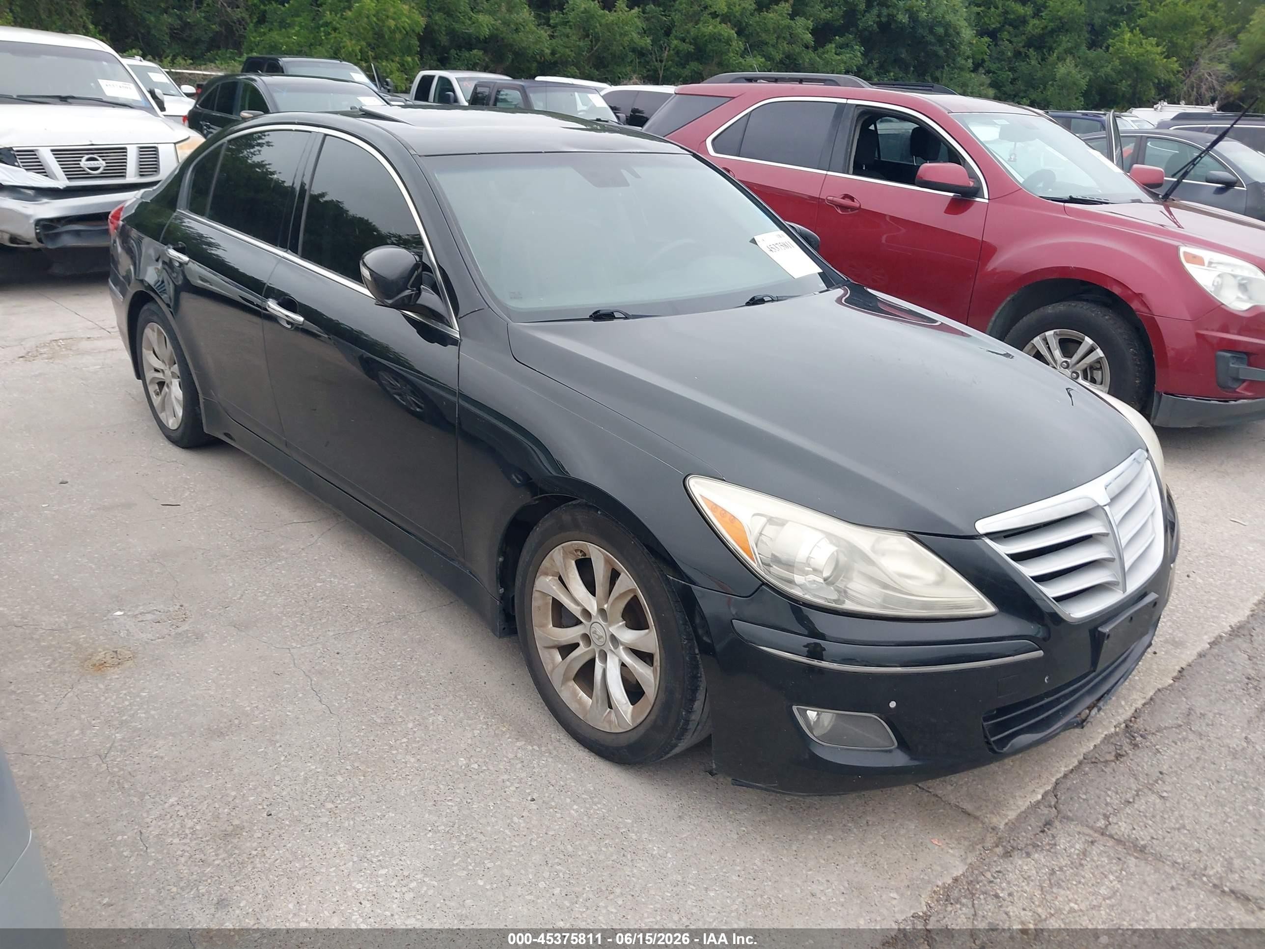 2012 Hyundai Genesis 3.8 Black vin: KMHGC4DD1CU194833