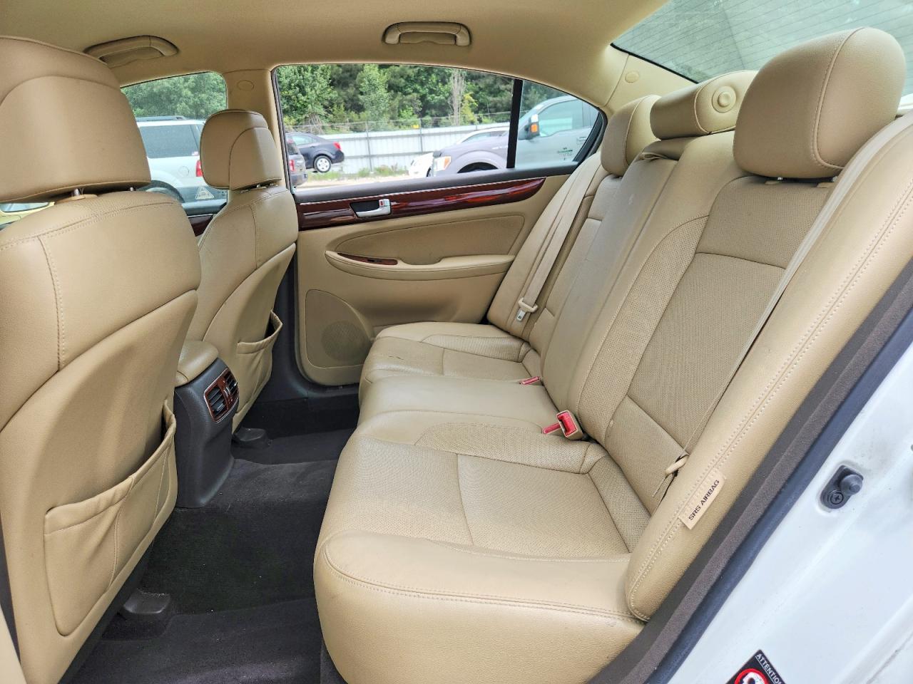 2012 Hyundai Genesis 3.8l White vin: KMHGC4DD1CU198915
