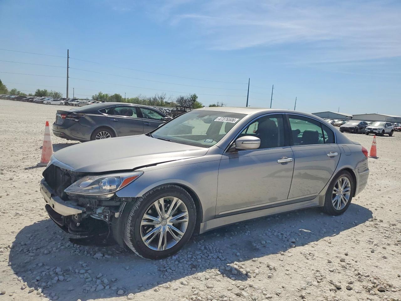 2012 Hyundai Genesis 3.8l V6 Серебряный vin: KMHGC4DD1CU200811
