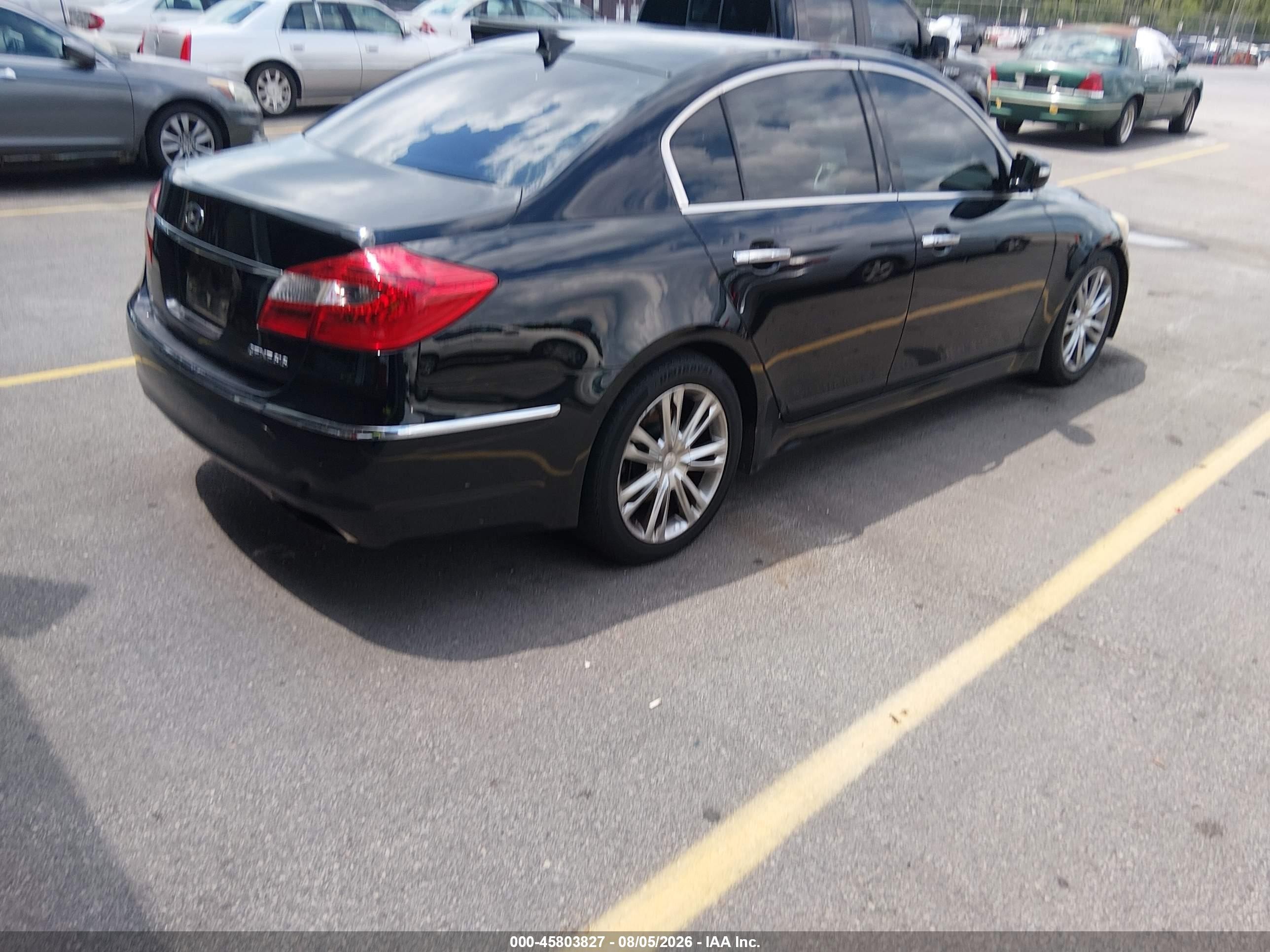 2012 Hyundai Genesis 3.8 Black vin: KMHGC4DD1CU204101