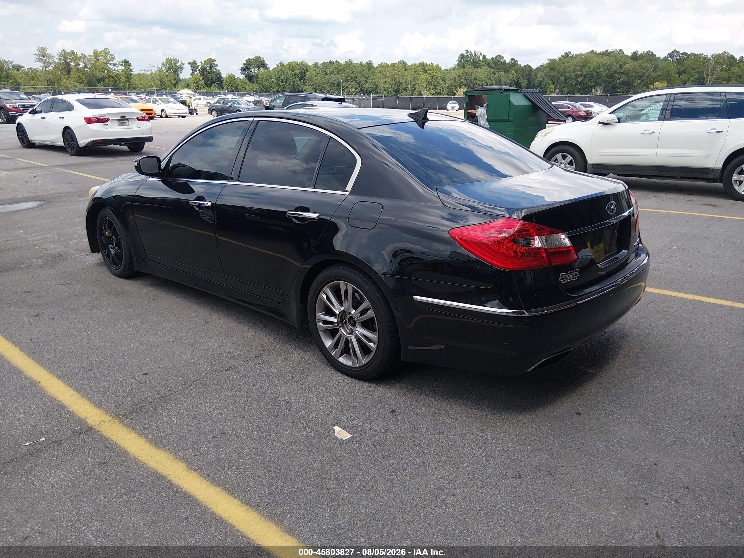 2012 Hyundai Genesis 3.8 Black vin: KMHGC4DD1CU204101