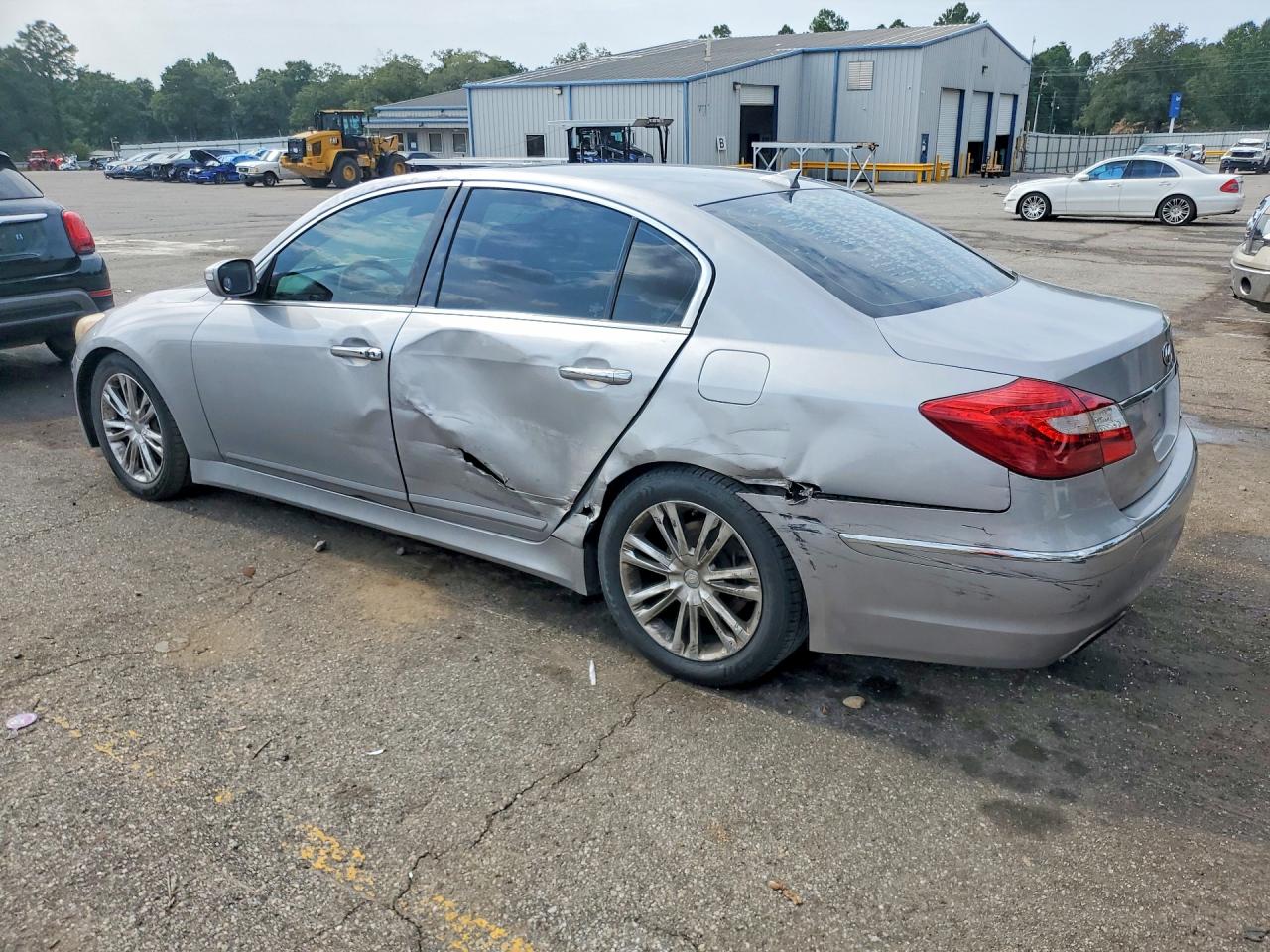 2013 Hyundai Genesis 3.8l Silver vin: KMHGC4DD1DU224740