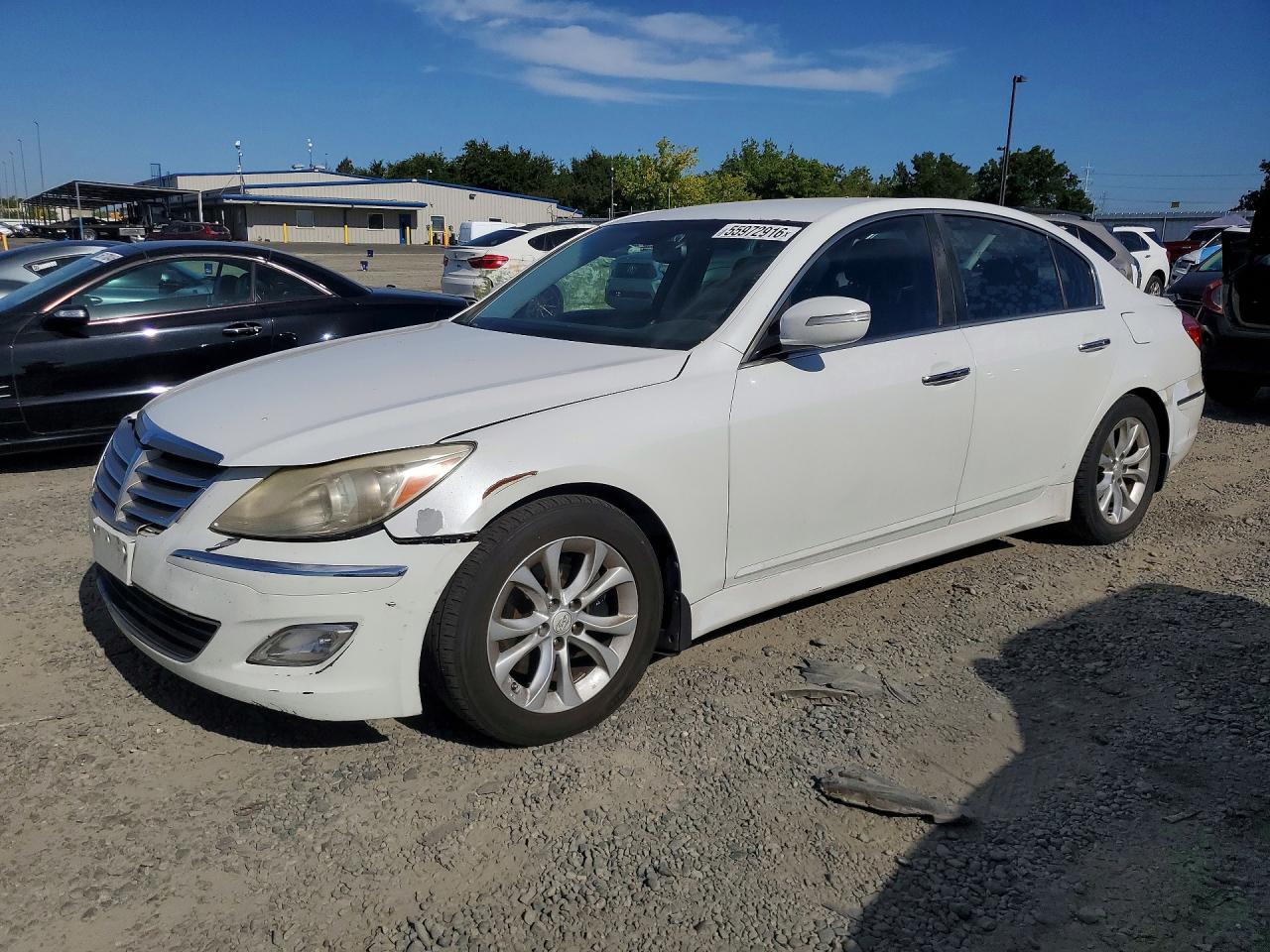 2013 Hyundai Genesis 3.8l White vin: KMHGC4DD1DU227735