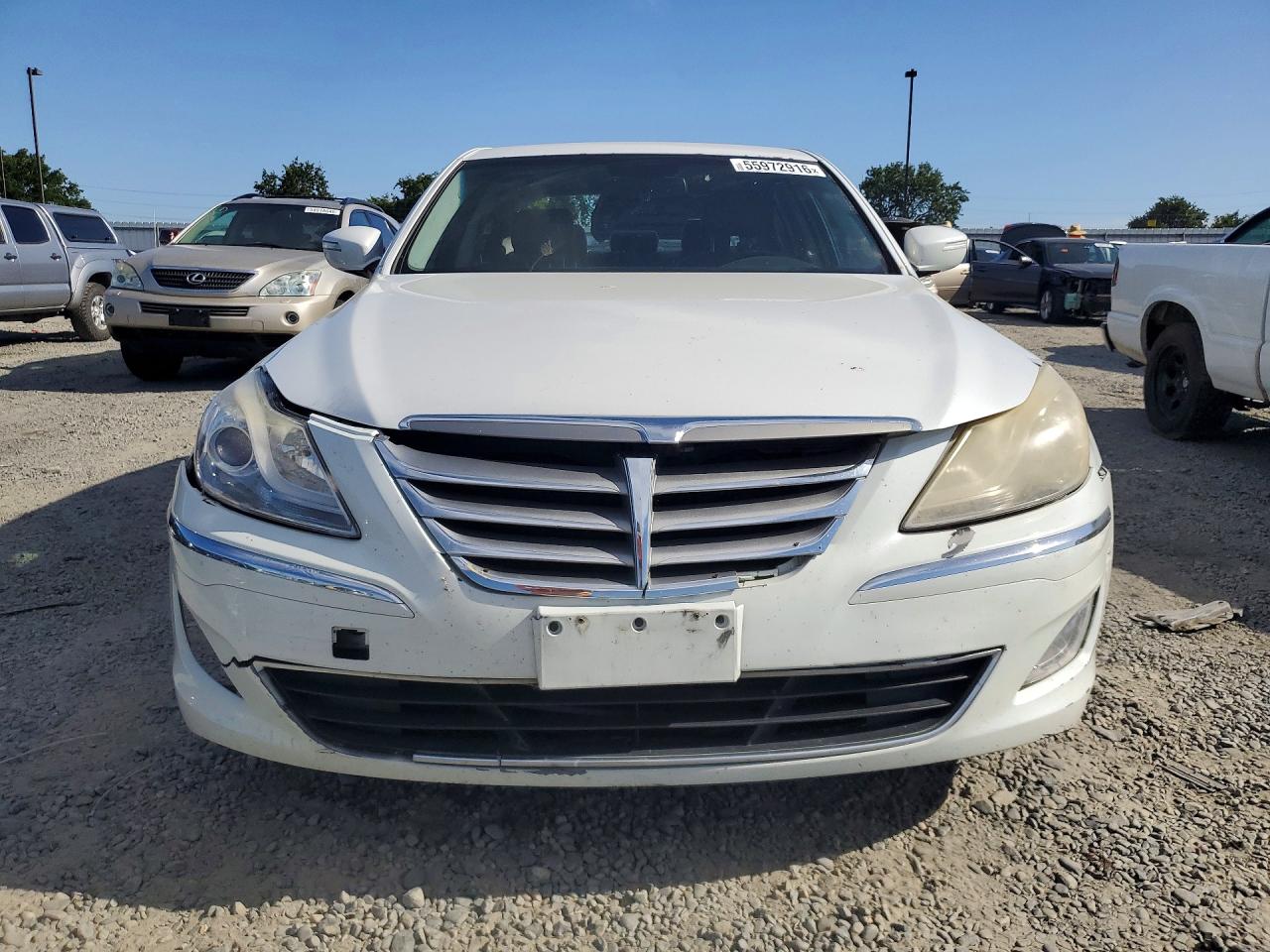2013 Hyundai Genesis 3.8l White vin: KMHGC4DD1DU227735