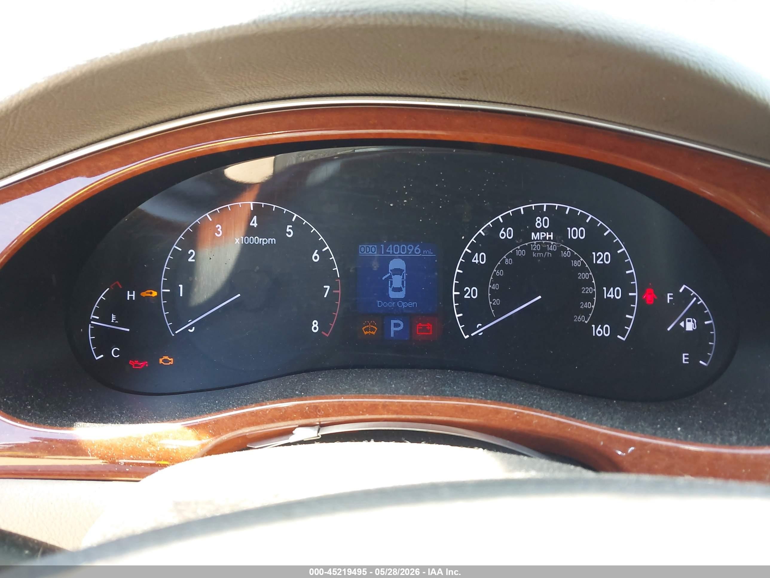2013 Hyundai Genesis 3.8 Black vin: KMHGC4DD1DU233521