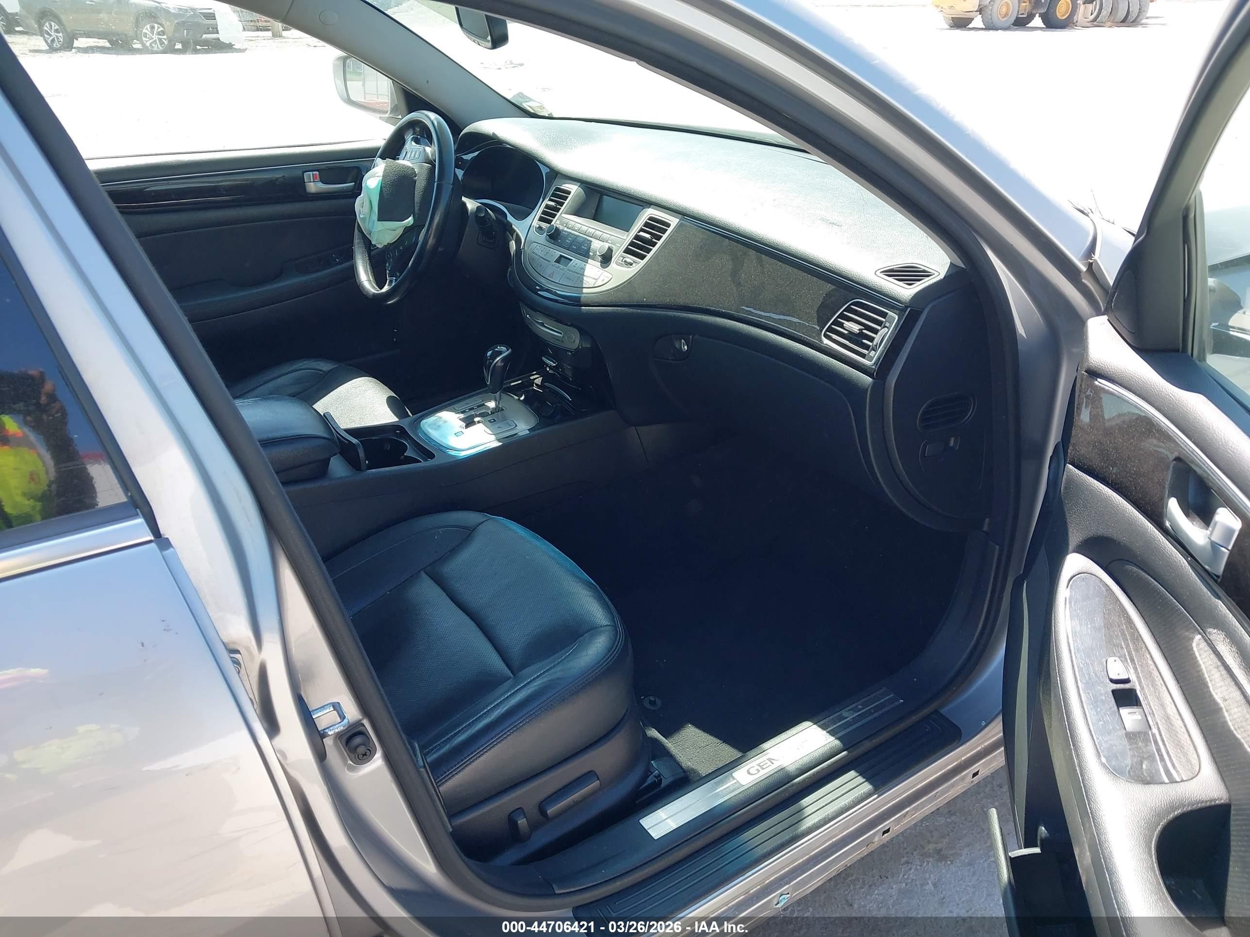 2013 Hyundai Genesis 3.8 Gray vin: KMHGC4DD1DU242610