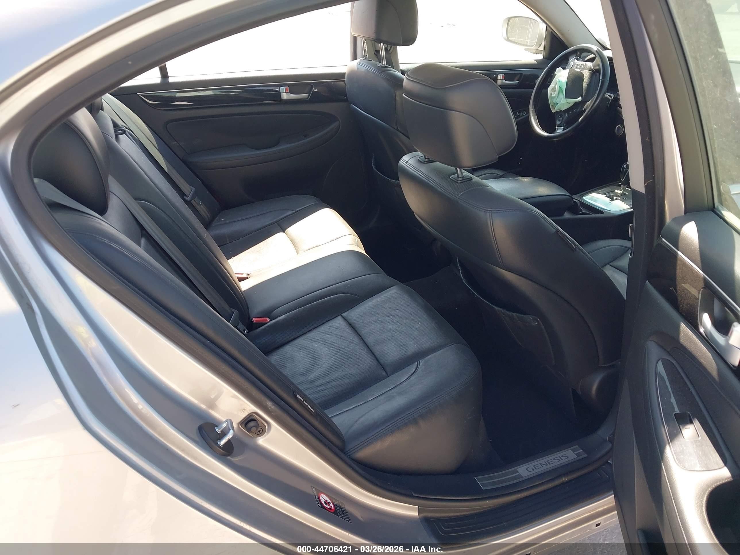 2013 Hyundai Genesis 3.8 Gray vin: KMHGC4DD1DU242610