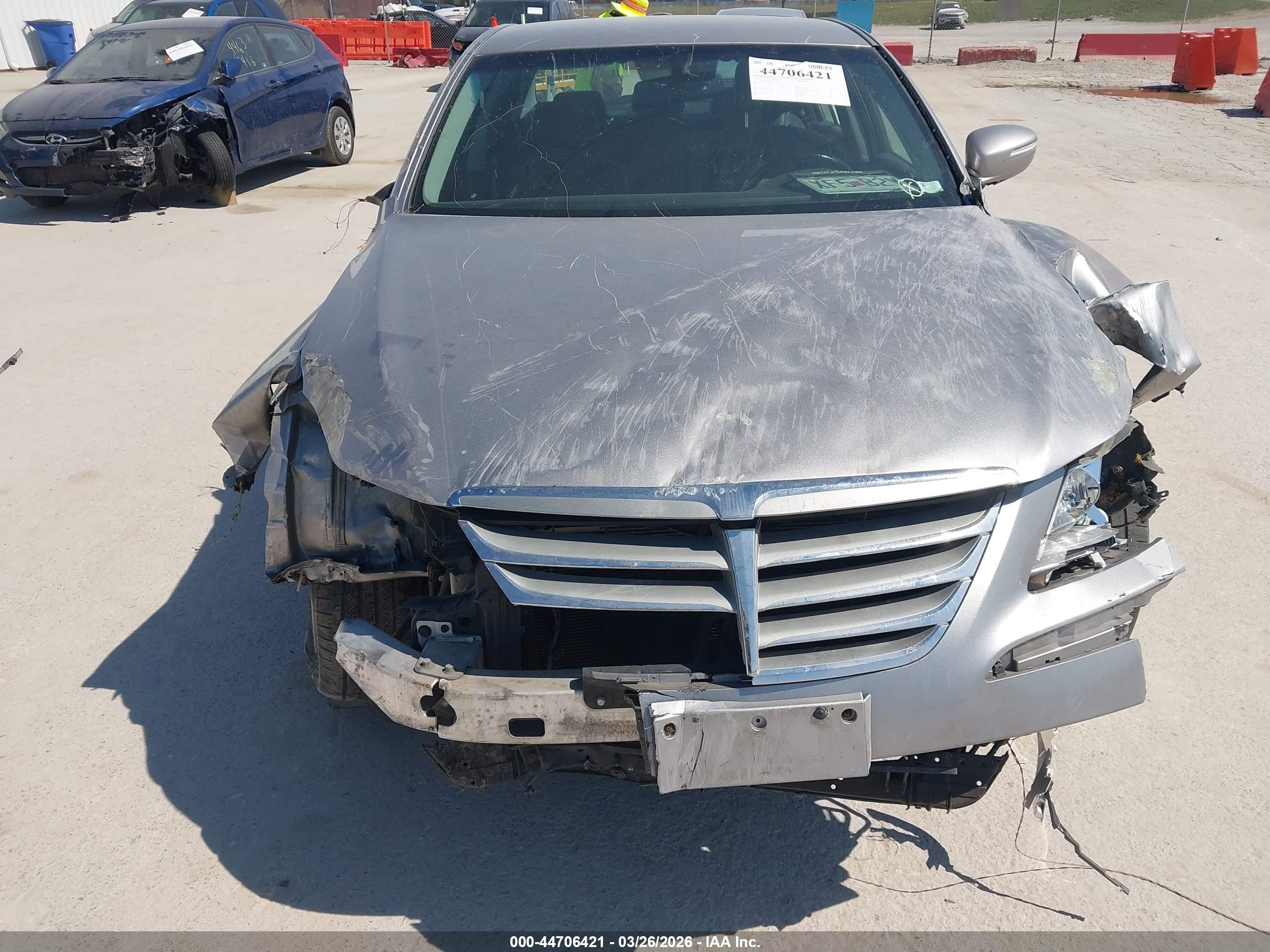 2013 Hyundai Genesis 3.8 Gray vin: KMHGC4DD1DU242610