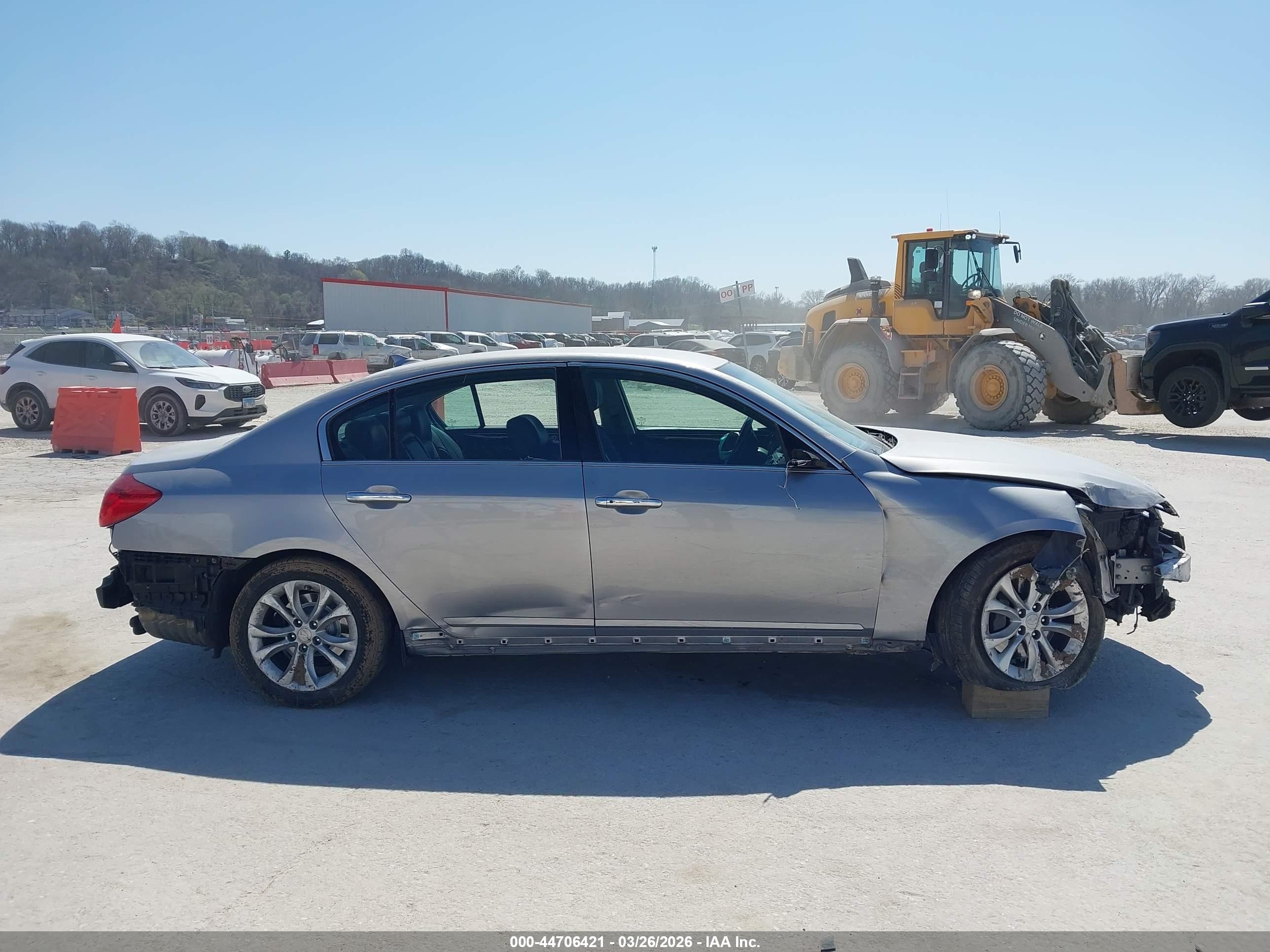 2013 Hyundai Genesis 3.8 Gray vin: KMHGC4DD1DU242610