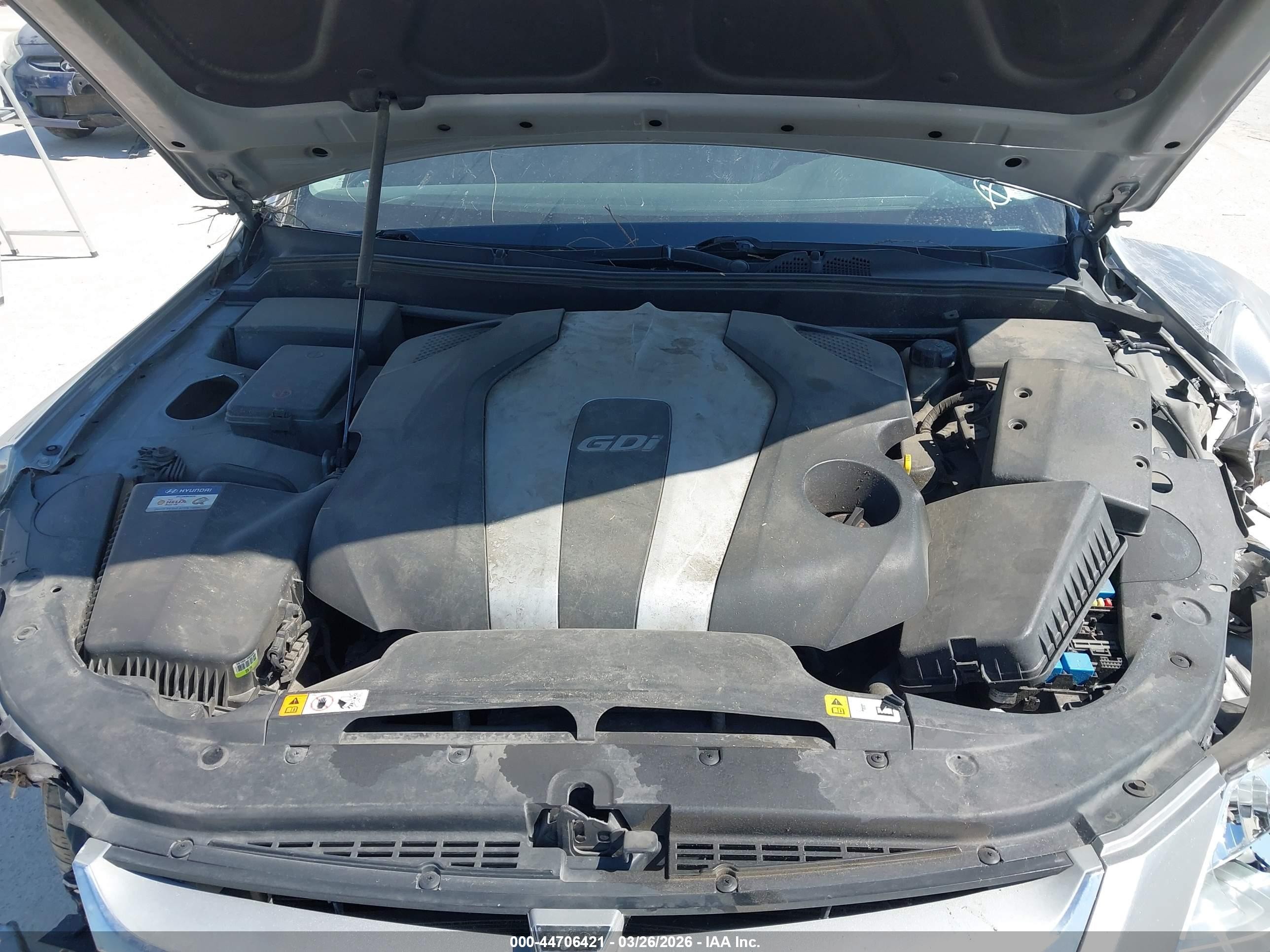 2013 Hyundai Genesis 3.8 Gray vin: KMHGC4DD1DU242610
