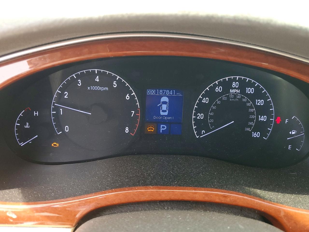 2013 Hyundai Genesis 3.8l Black vin: KMHGC4DD1DU243112