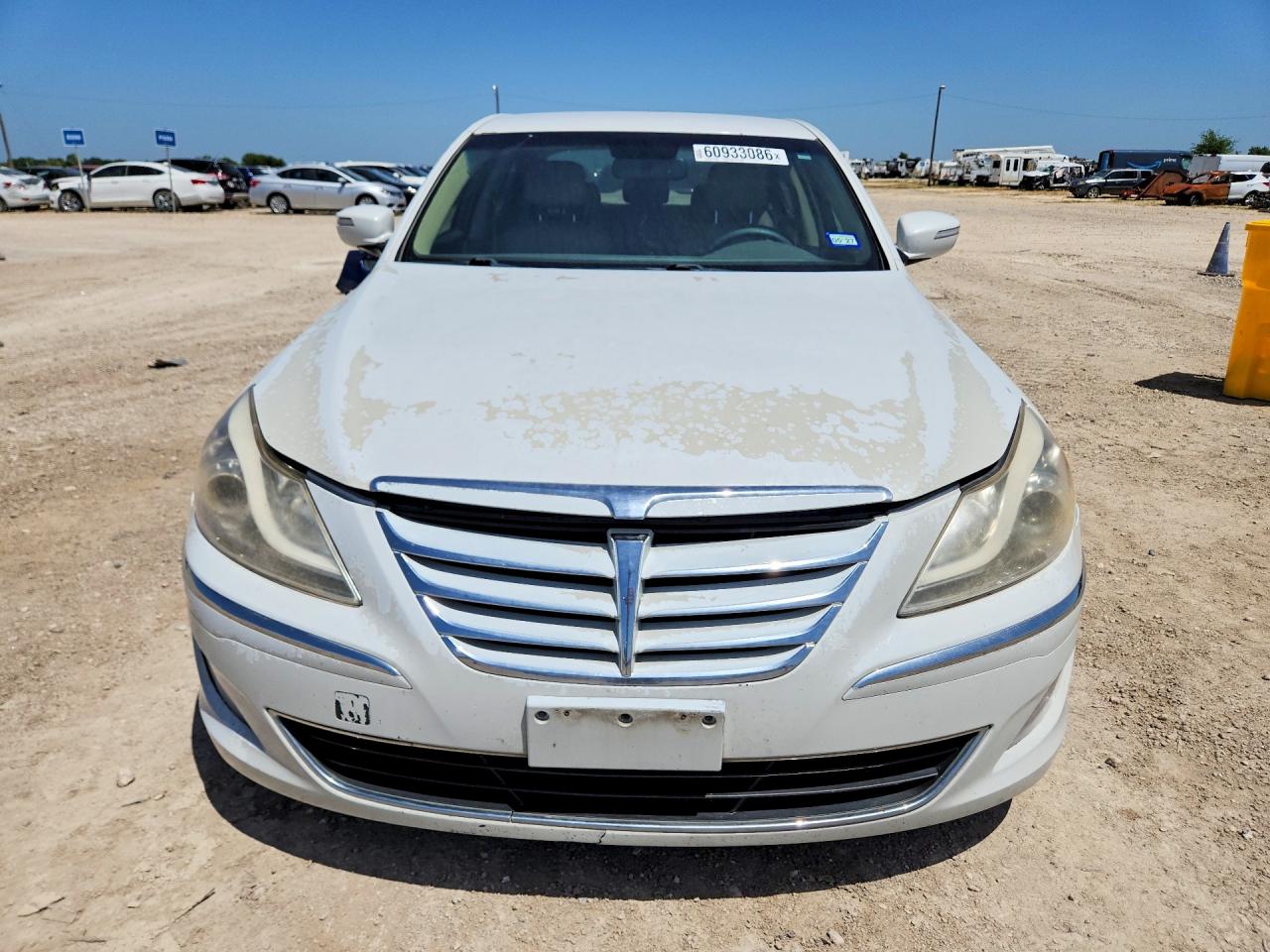 2013 Hyundai Genesis 3.8l White vin: KMHGC4DD1DU245393