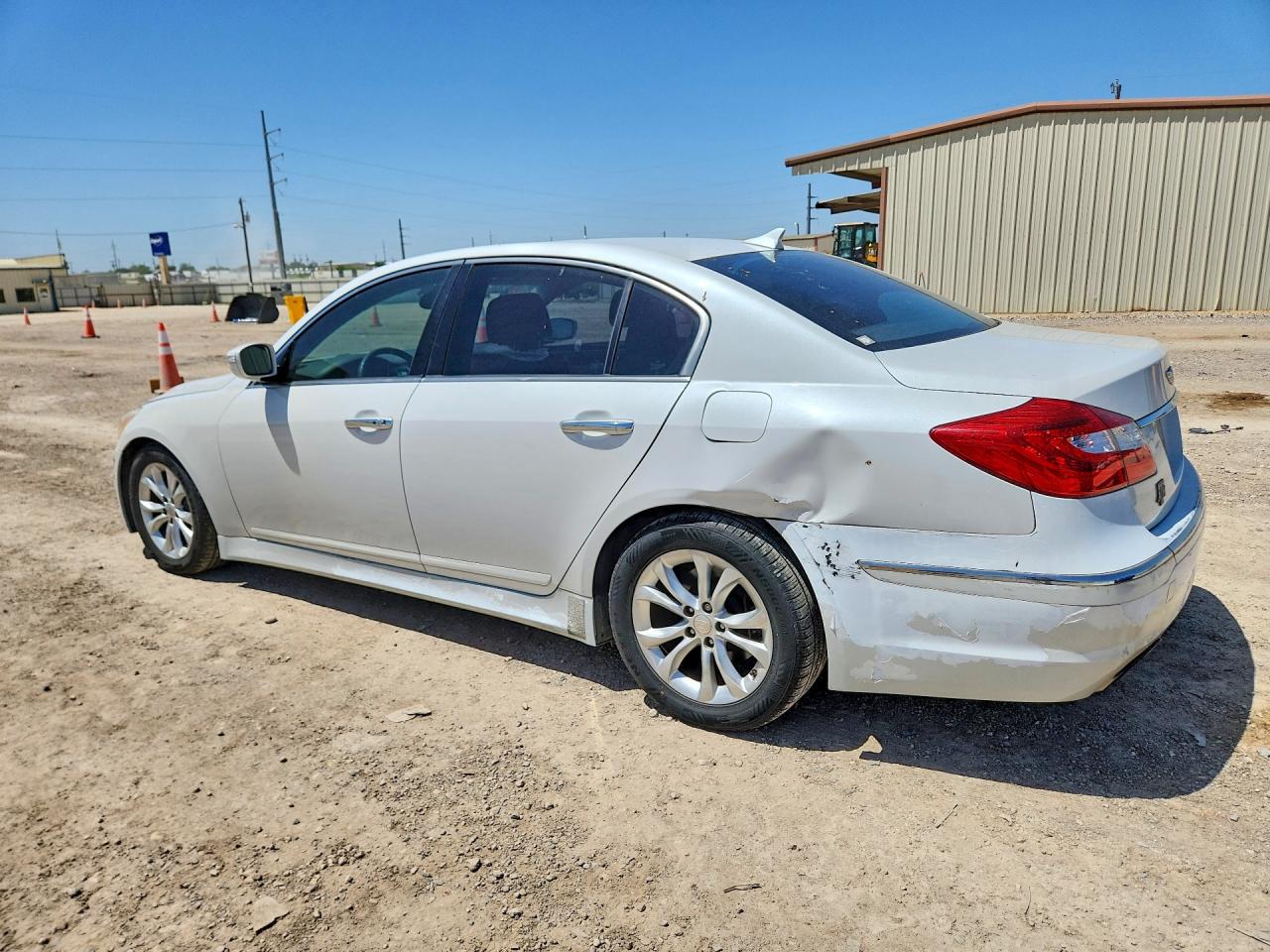 2013 Hyundai Genesis 3.8l White vin: KMHGC4DD1DU245393