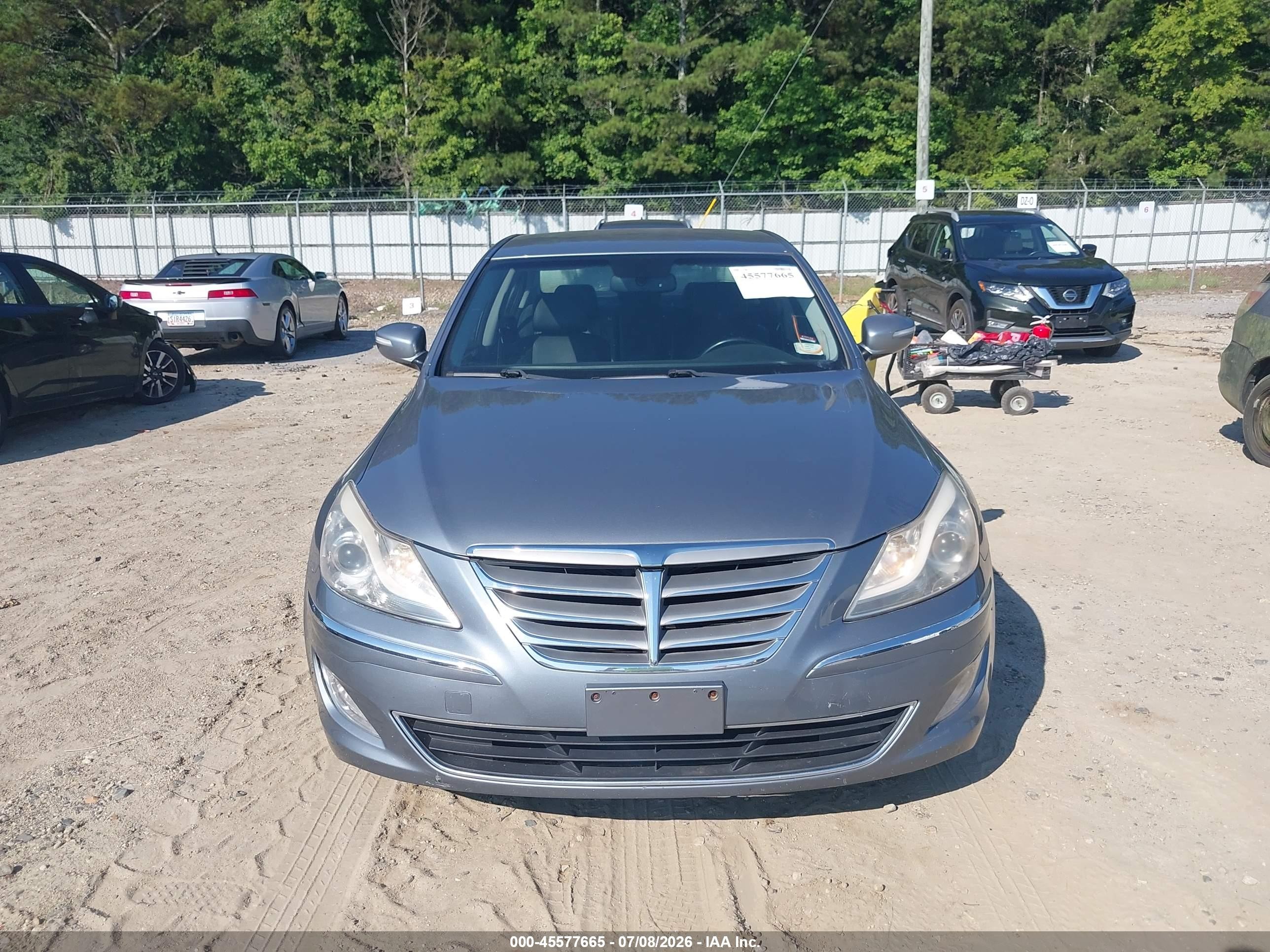 2014 Hyundai Genesis 3.8 Gray vin: KMHGC4DD1EU260025